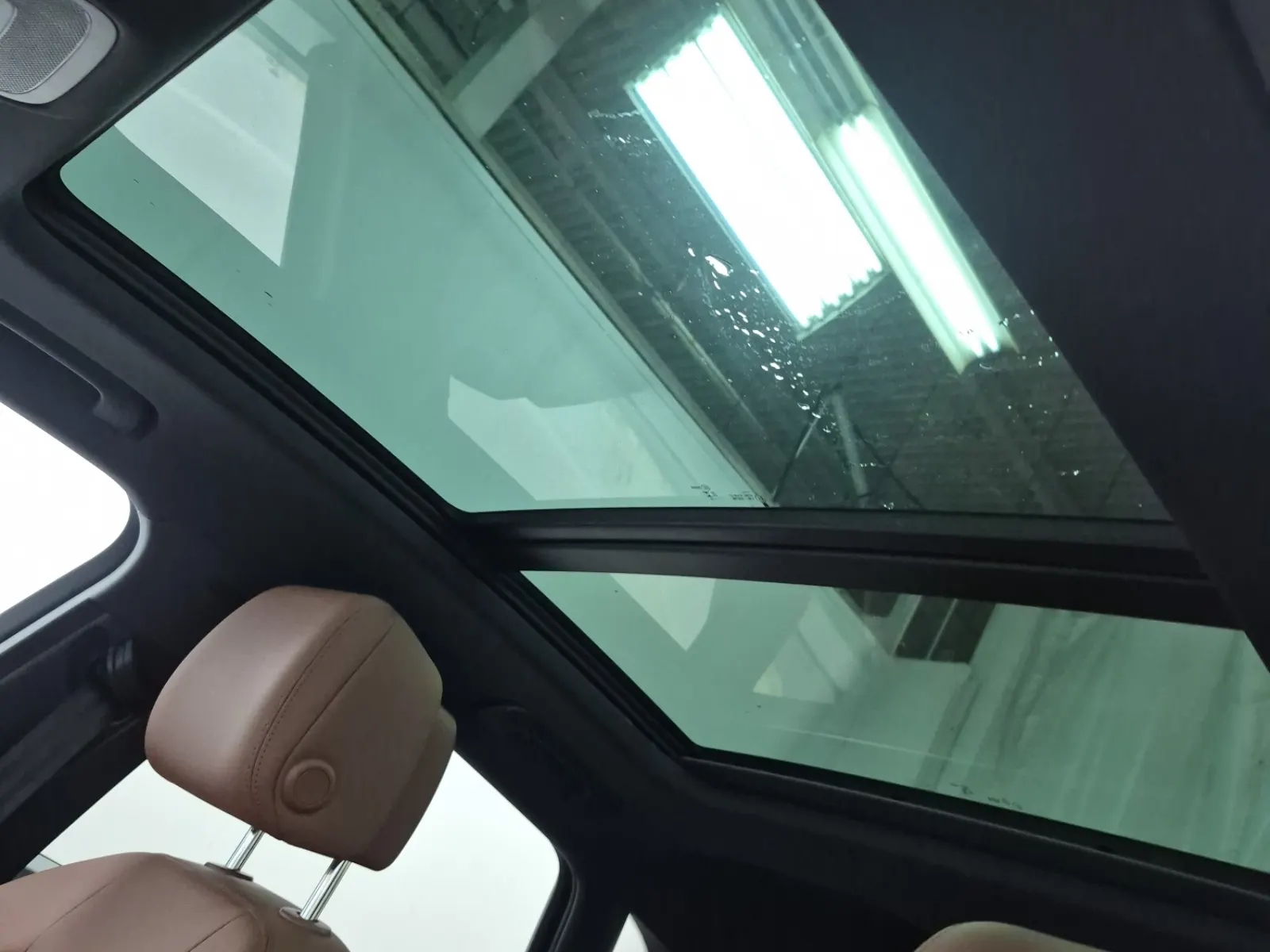 Interior Roof Photo