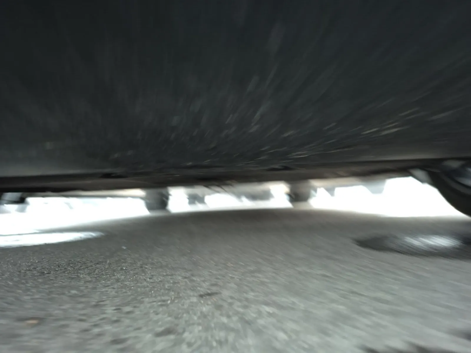 Undercarriage - Front Photo