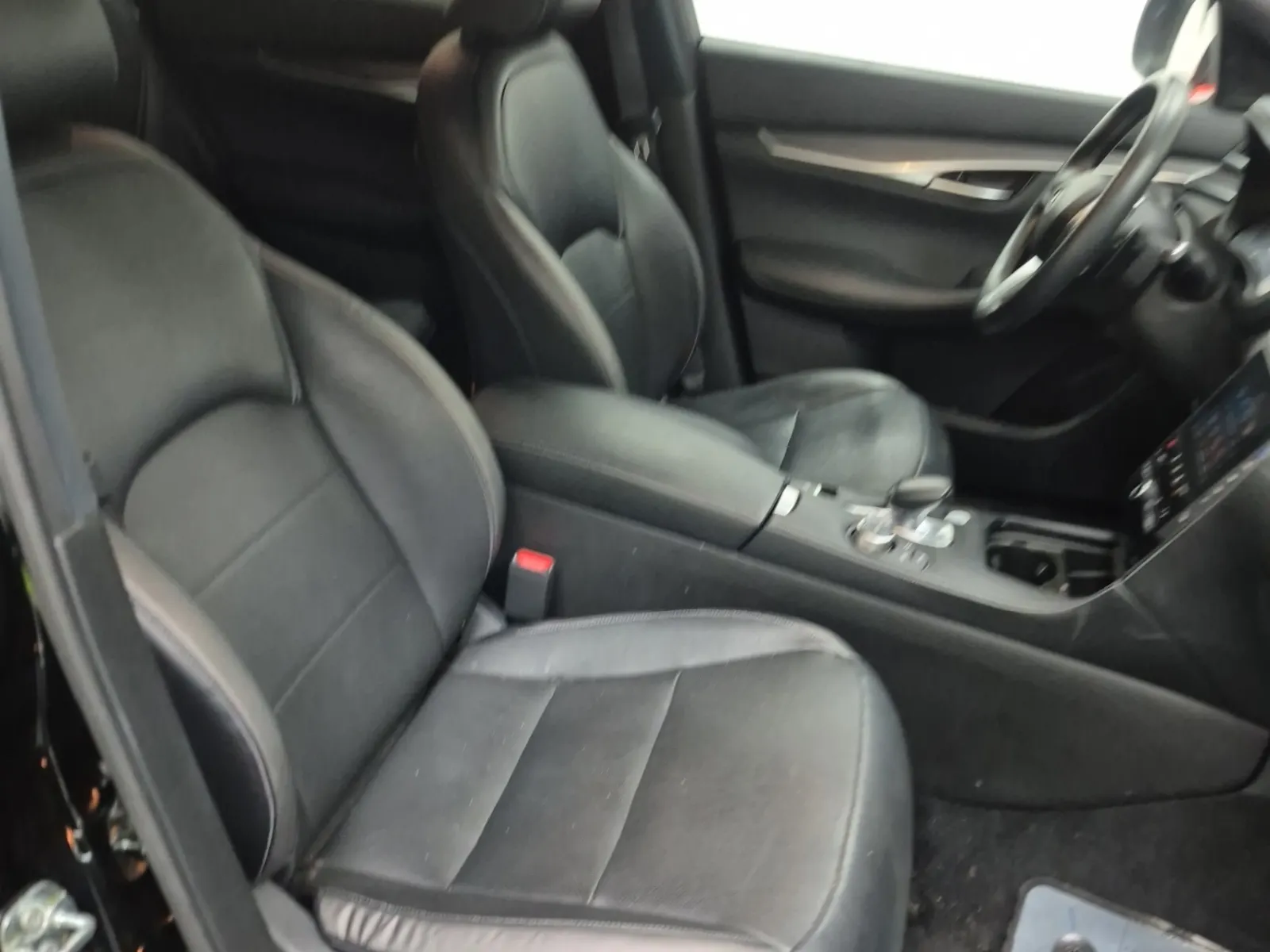 Right Side Interior Photo