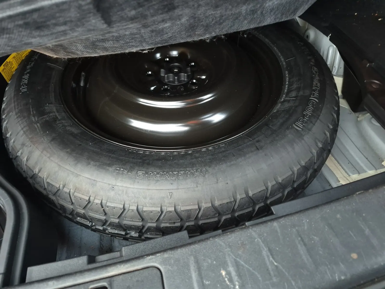 Spare Tire & Wheel Photo