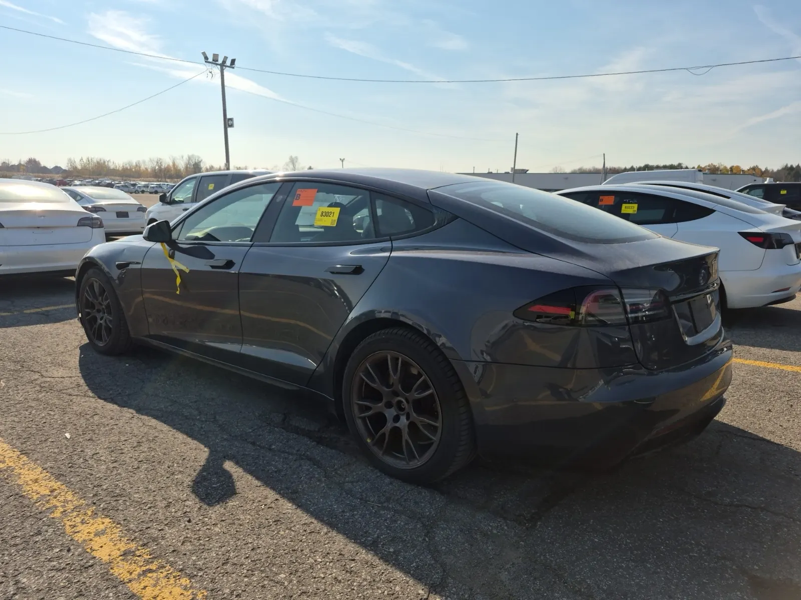 Driver Rear 3/4 Photo