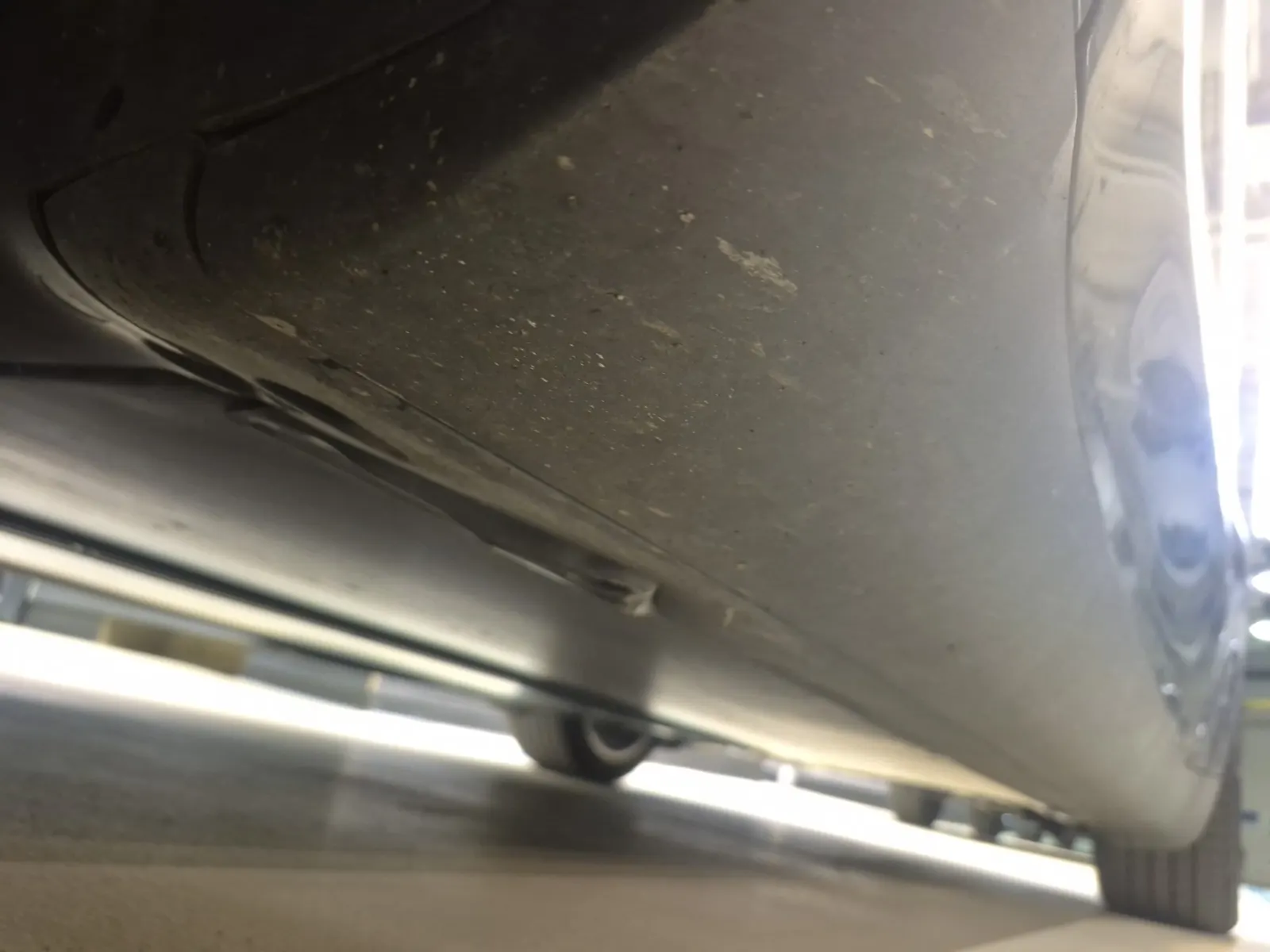 Undercarriage - Driver Photo