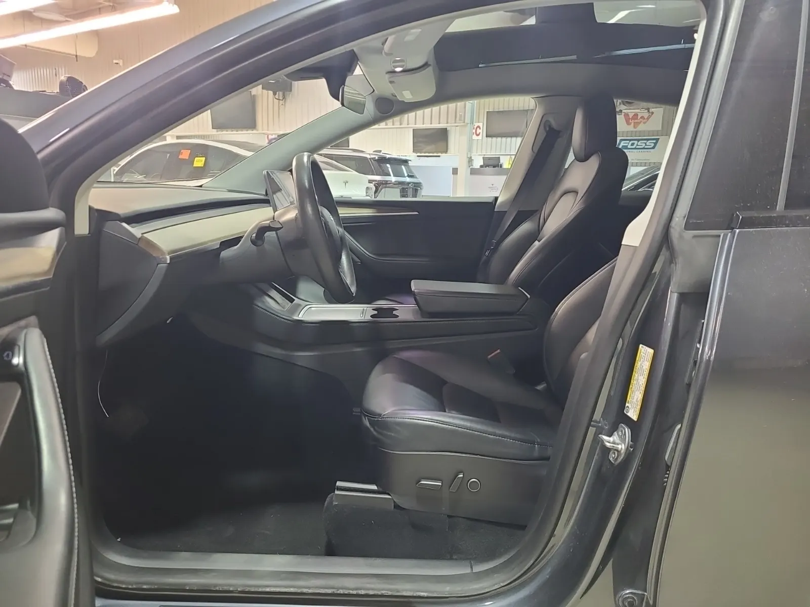 Front Interior Photo