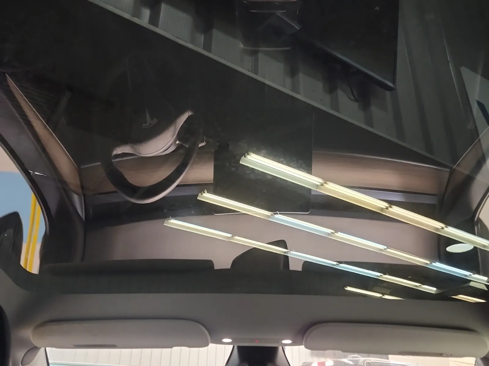 Interior Roof Photo