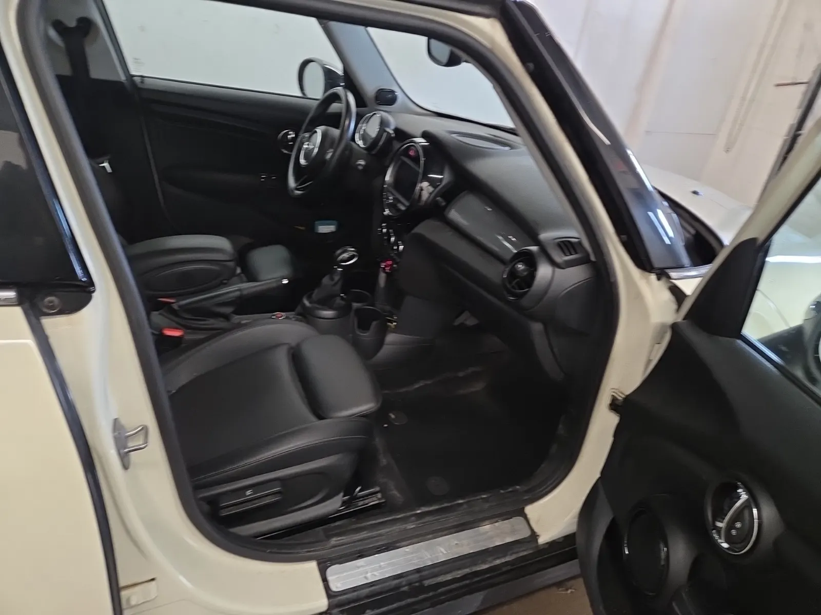 Right Side Interior Photo