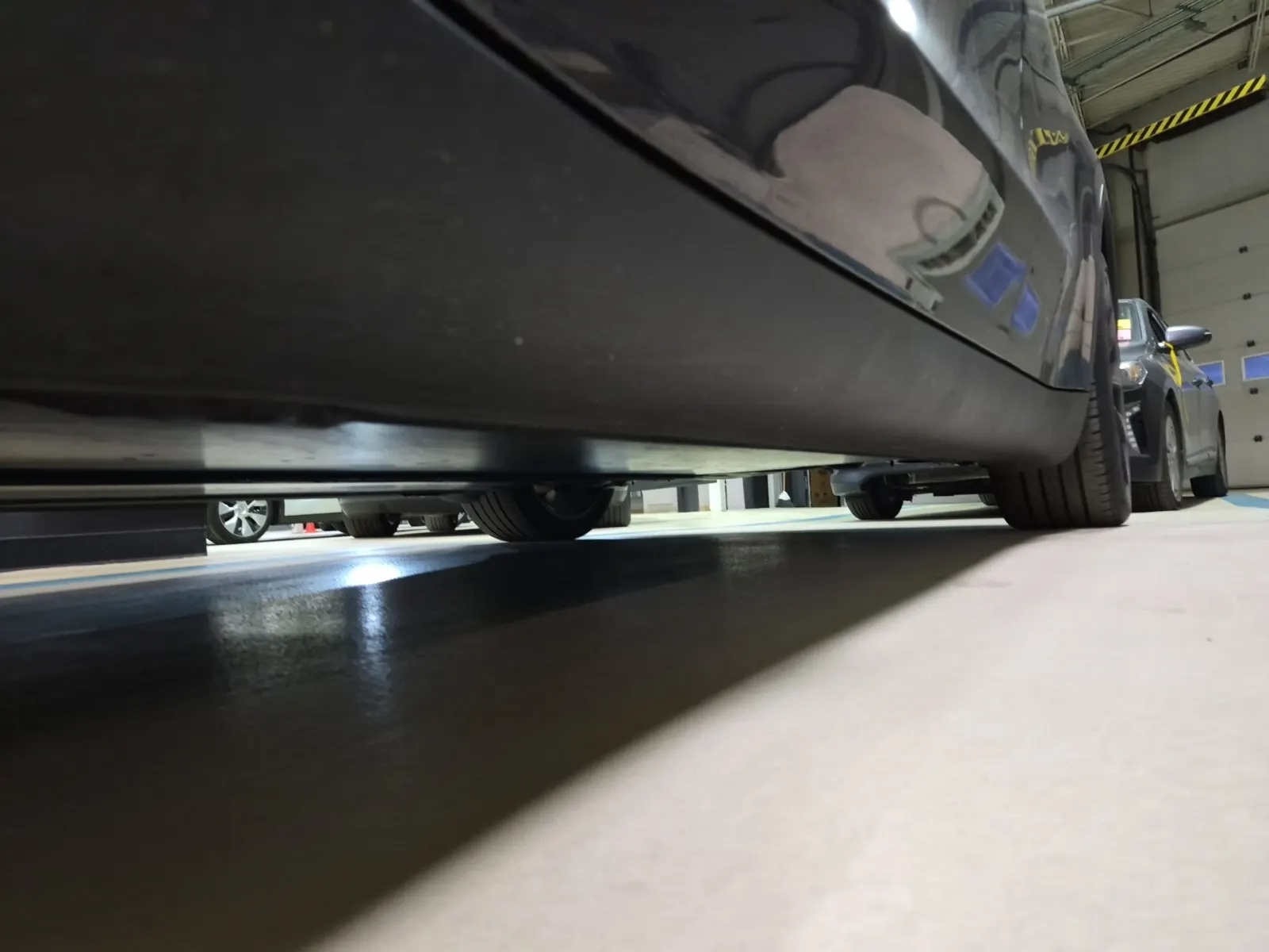 Undercarriage - Driver Photo