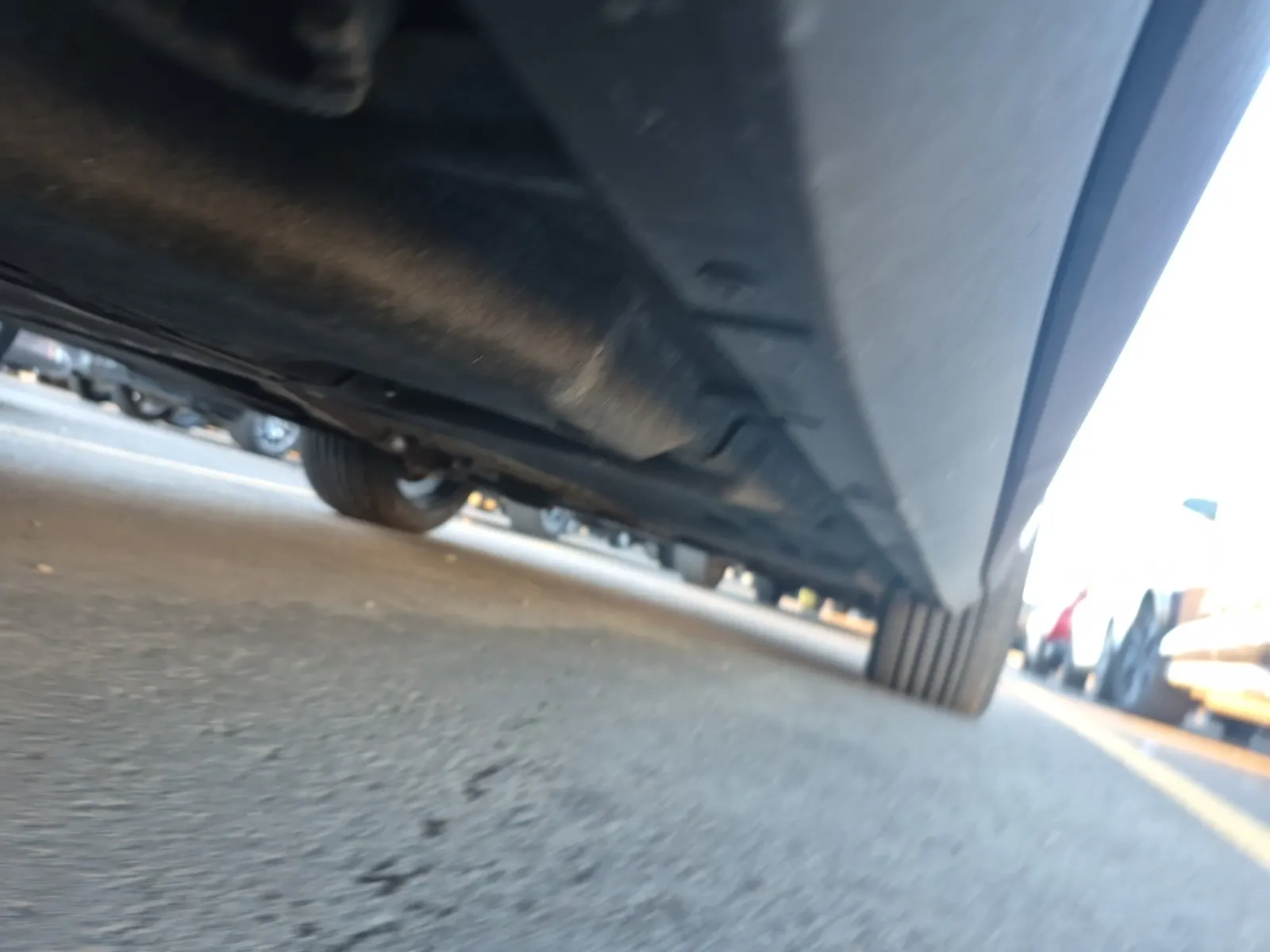 Undercarriage - Passenger Photo