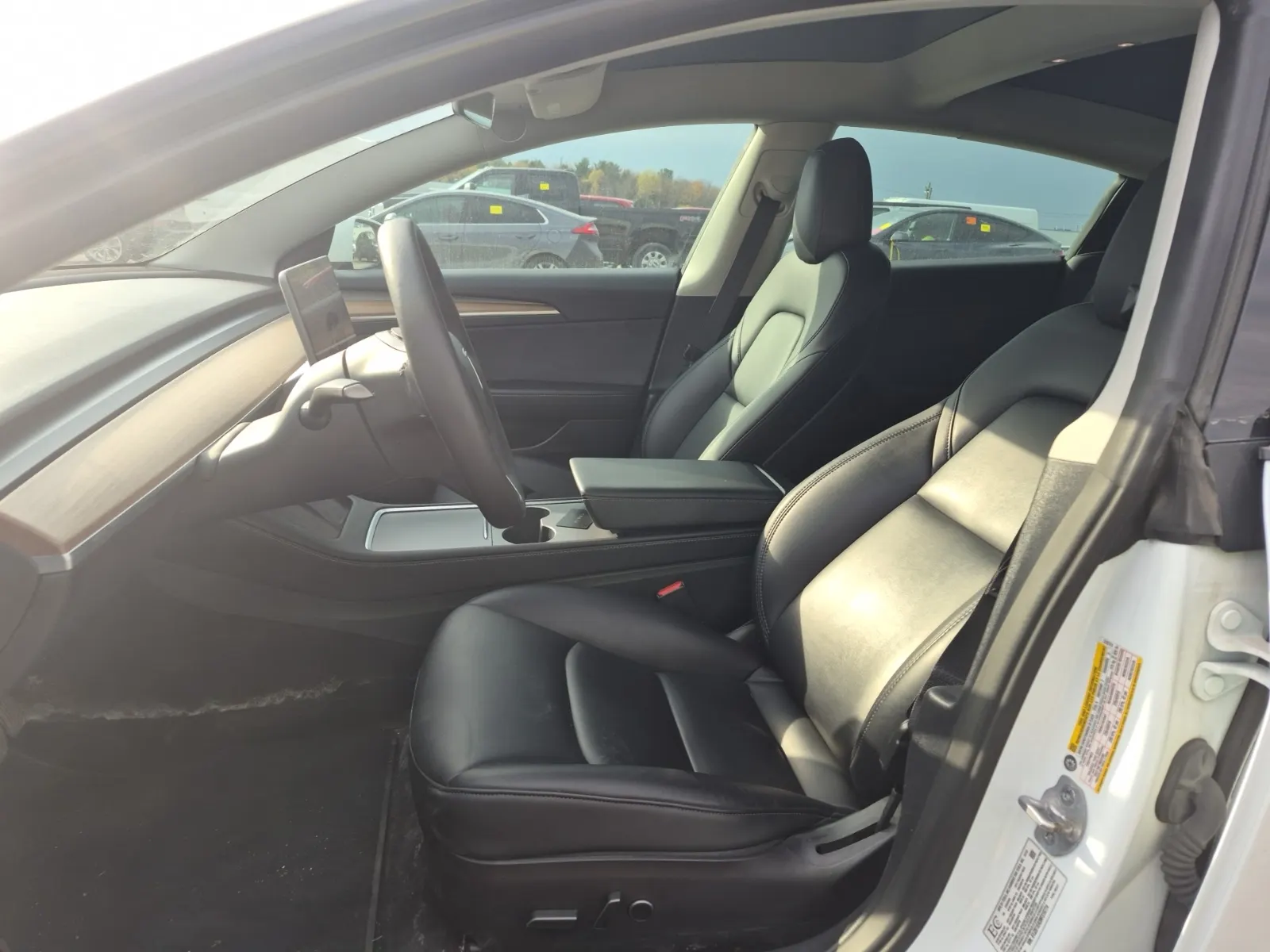 Front Interior Photo