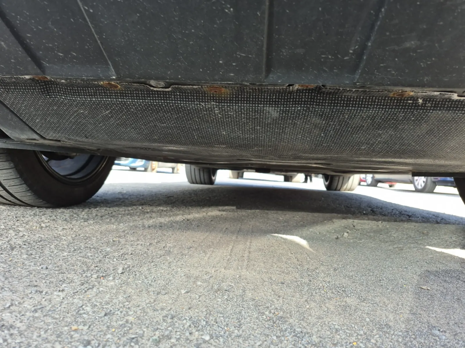Undercarriage - Front Photo