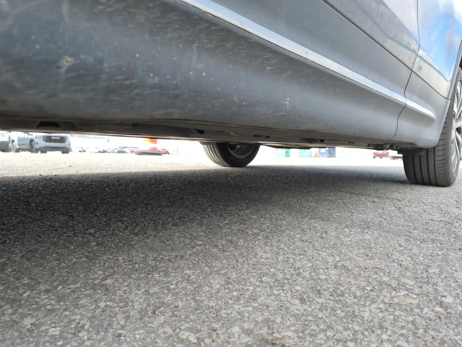 Undercarriage - Driver Photo