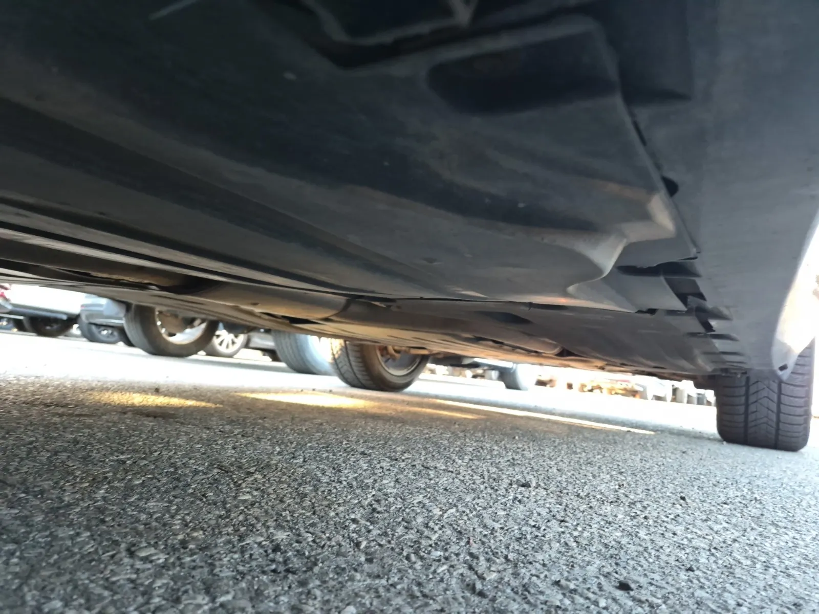 Undercarriage - Passenger Photo