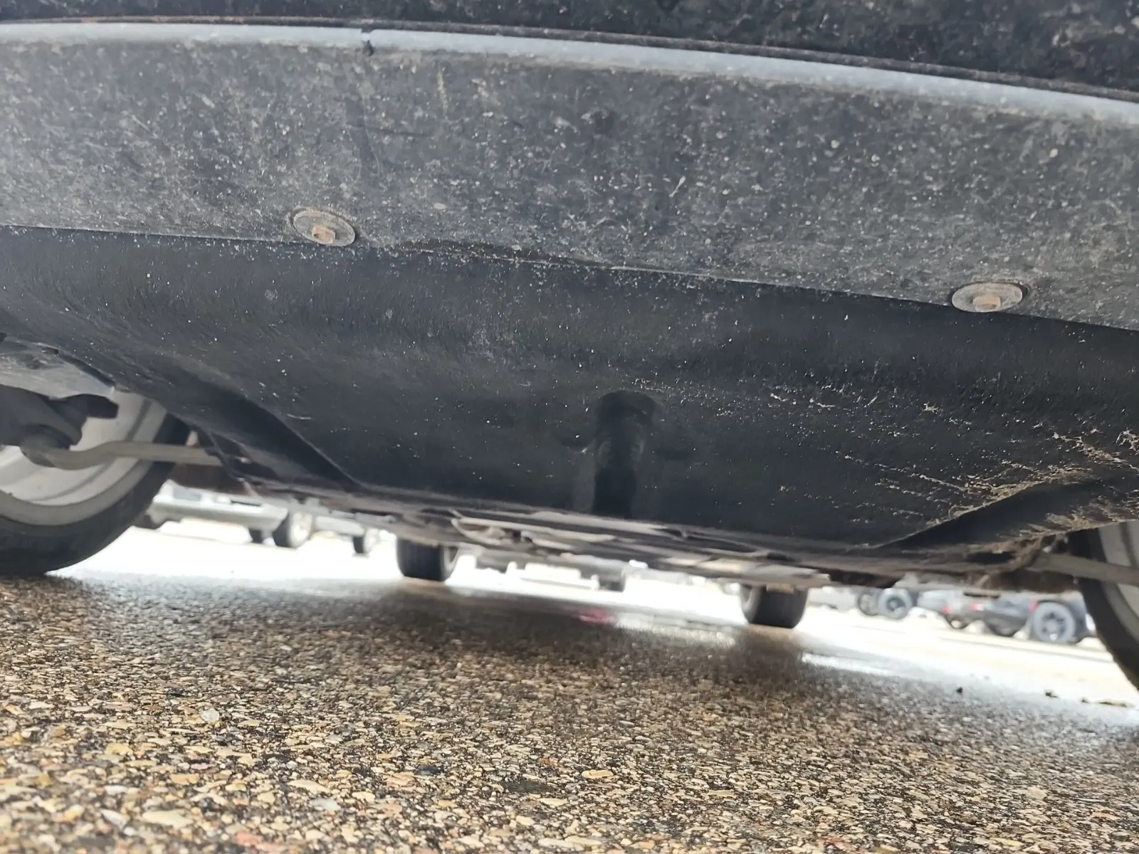 Undercarriage - Front Photo