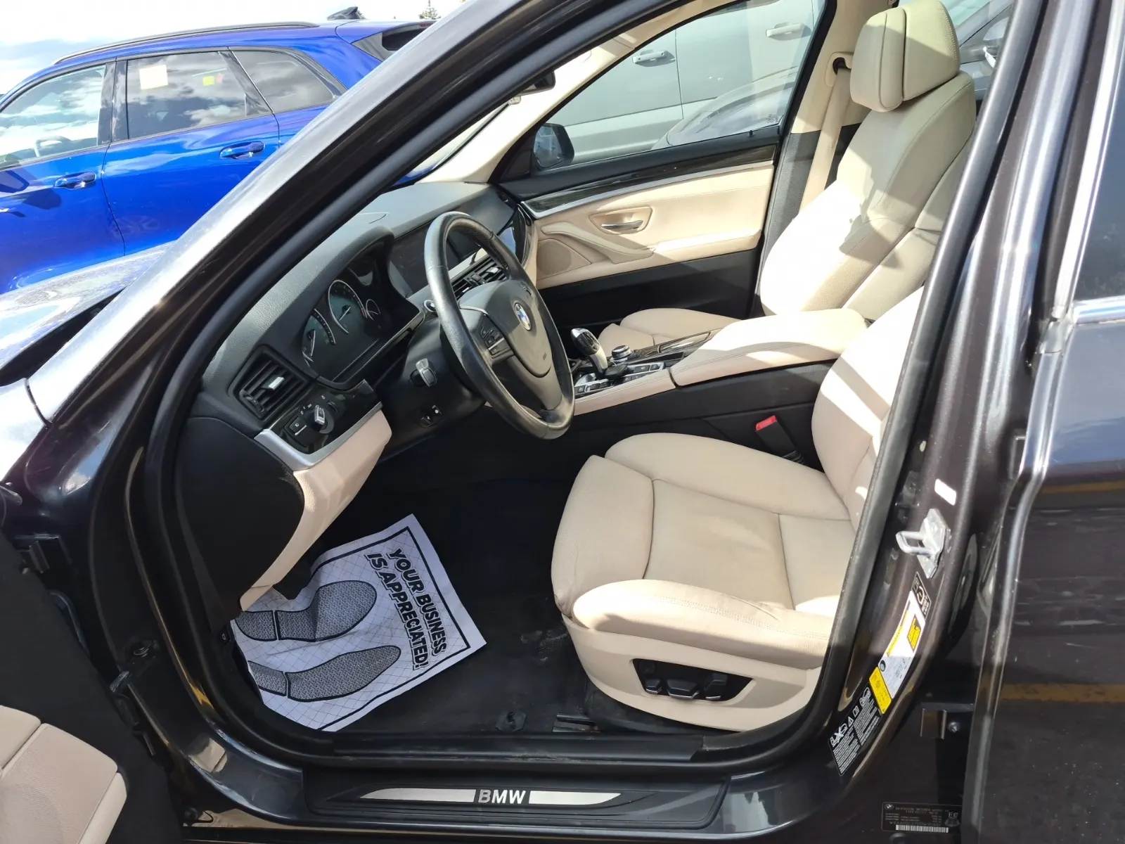Front Interior Photo