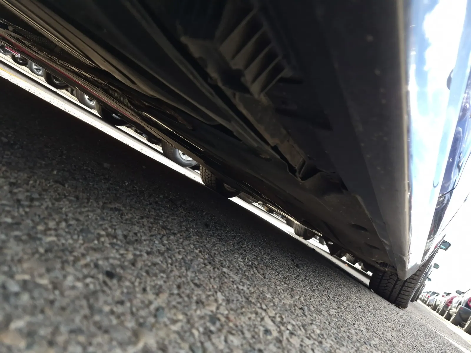 Undercarriage - Passenger Photo