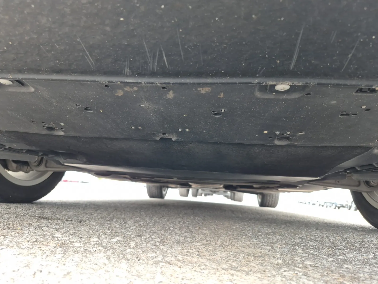 Undercarriage - Front Photo