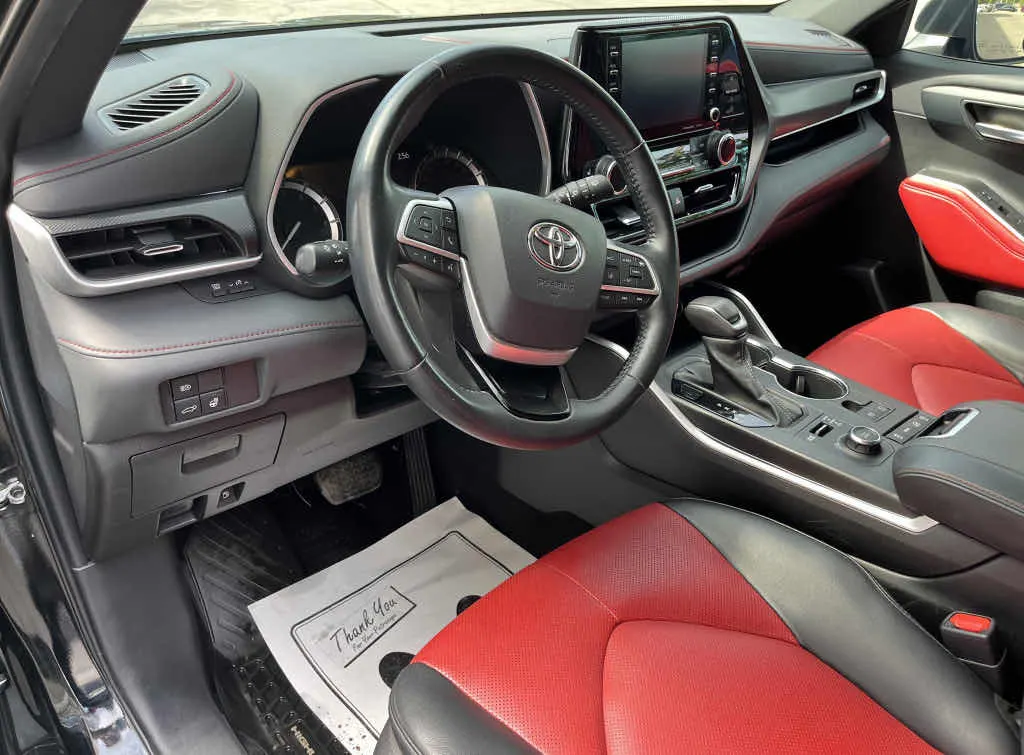 Interior driver side