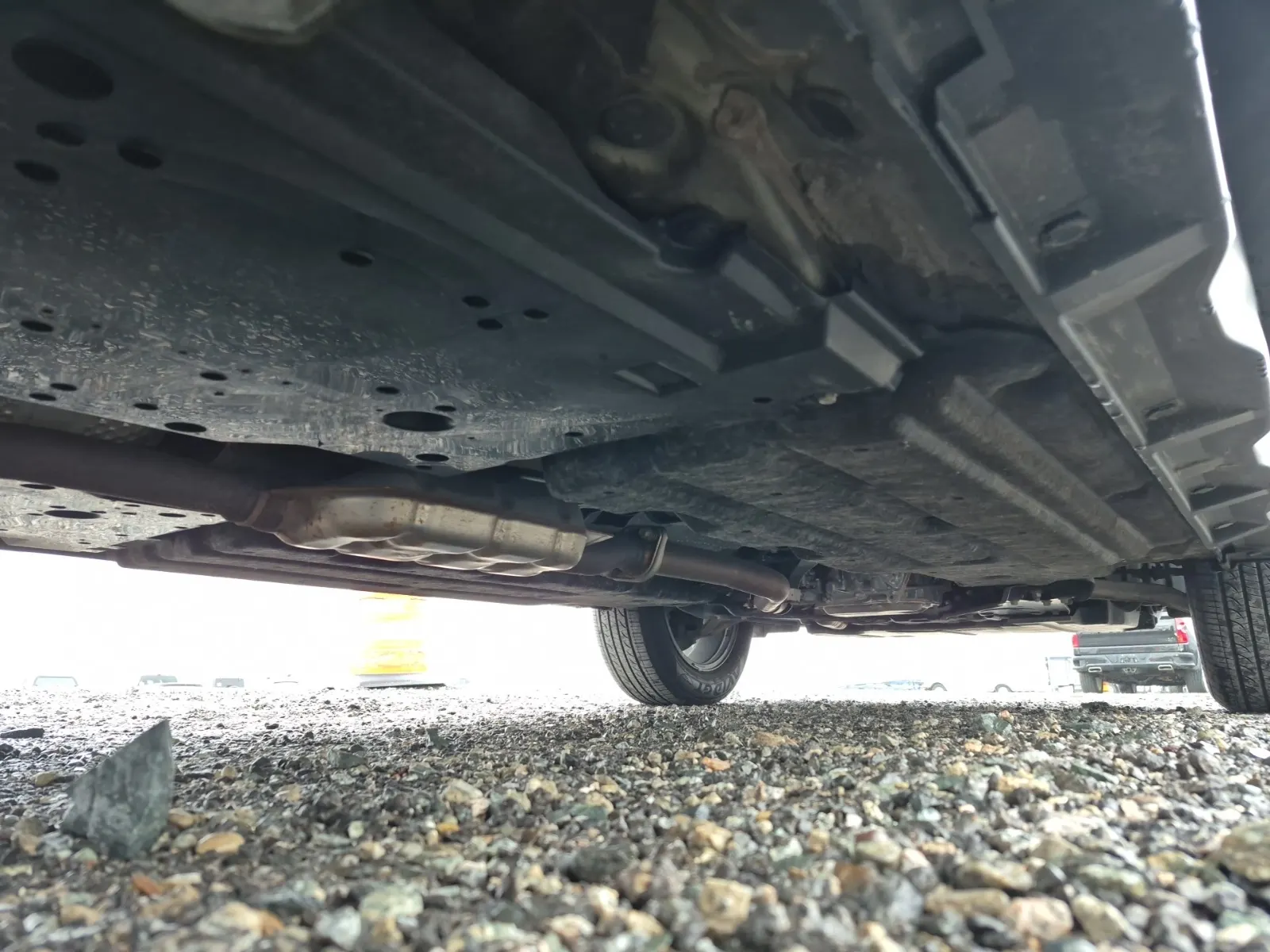 Undercarriage - Passenger Photo