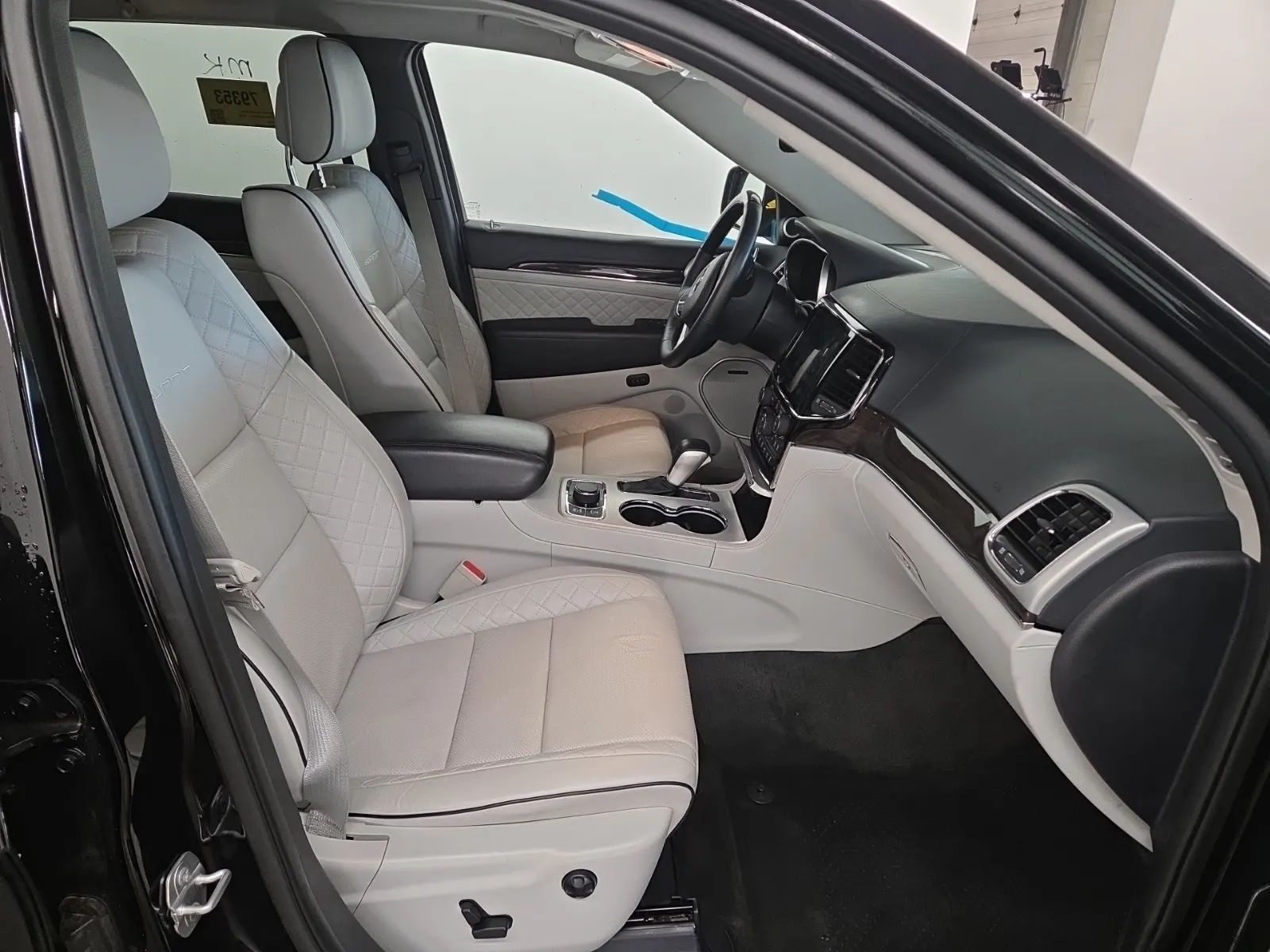 Right Side Interior Photo