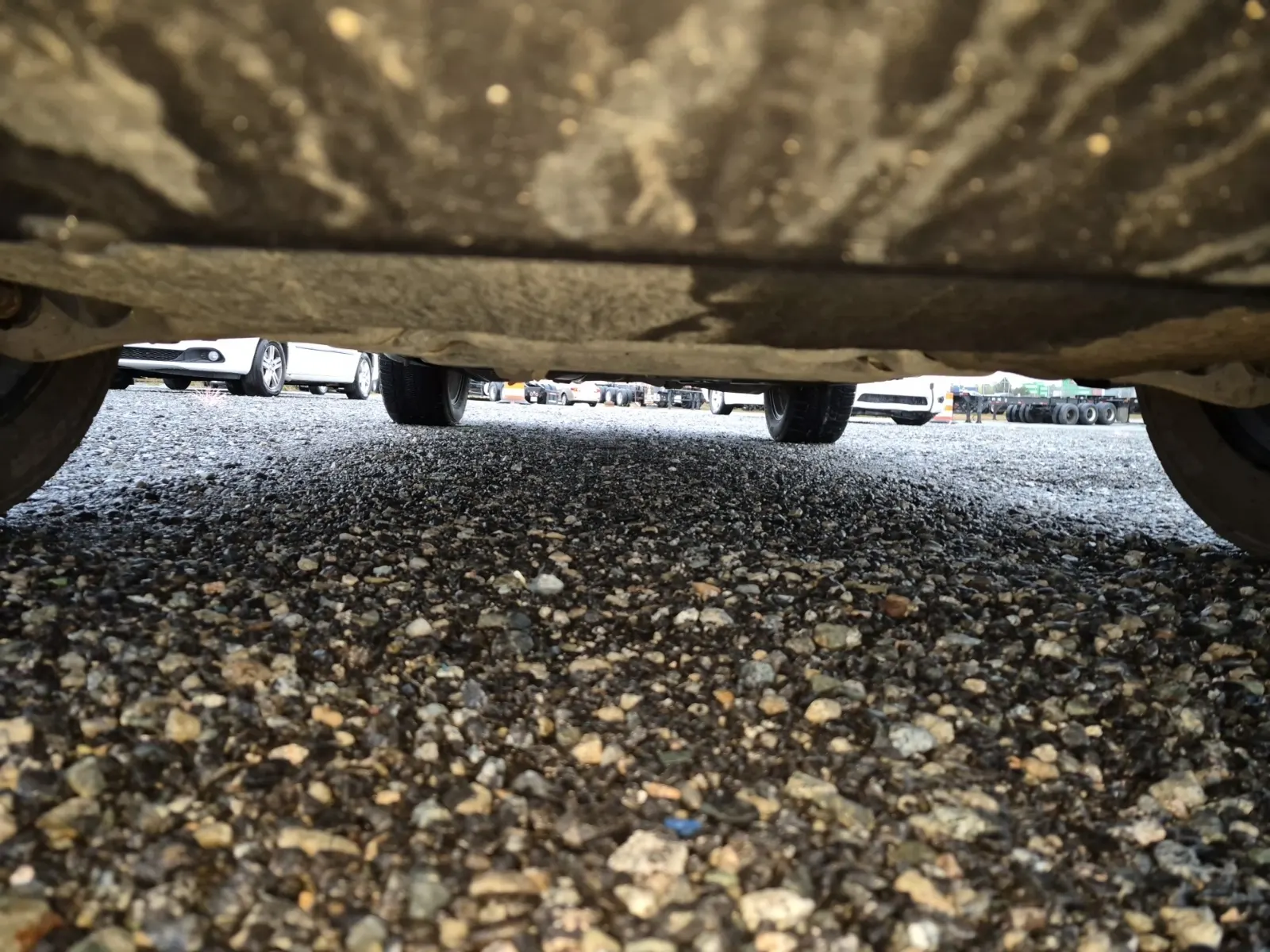 Undercarriage - Front Photo