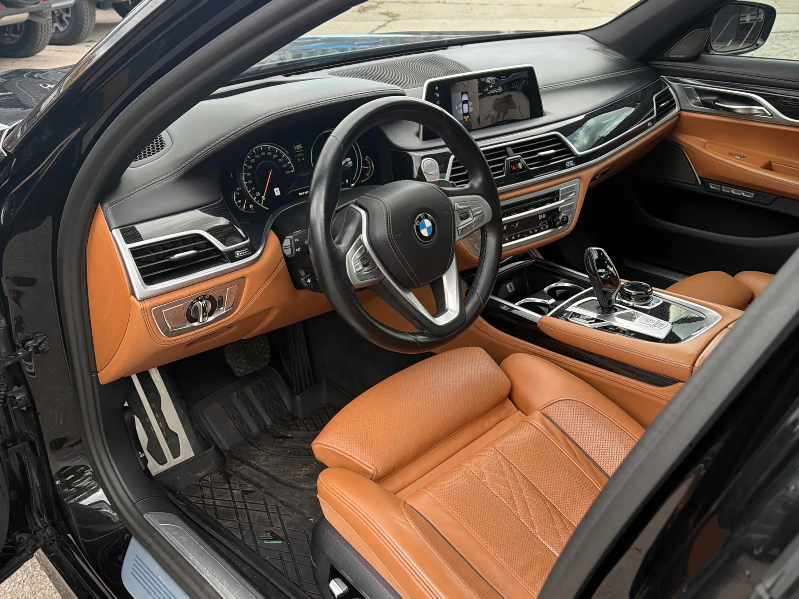 Interior driver side