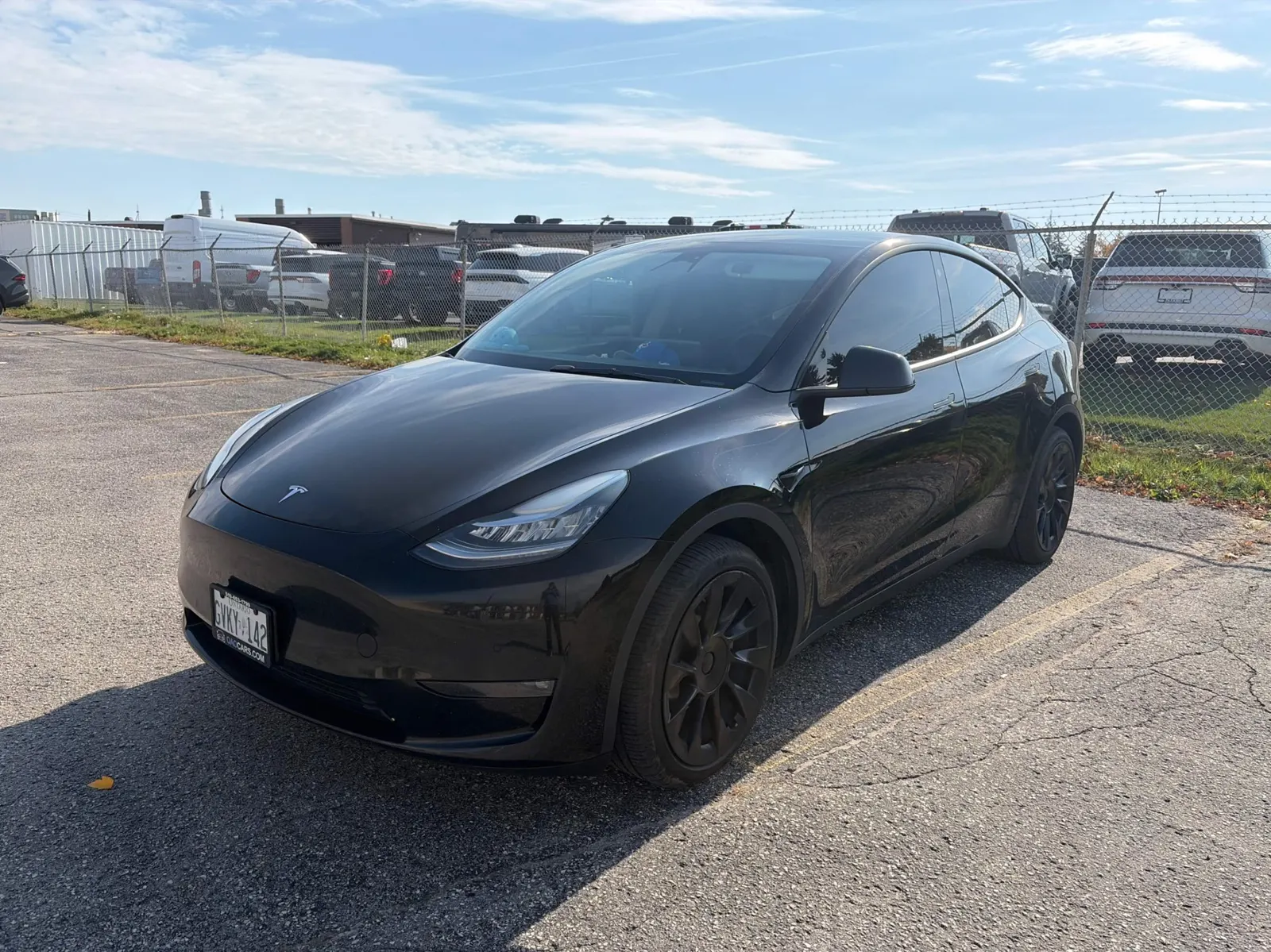 3/4 Front (Main image)