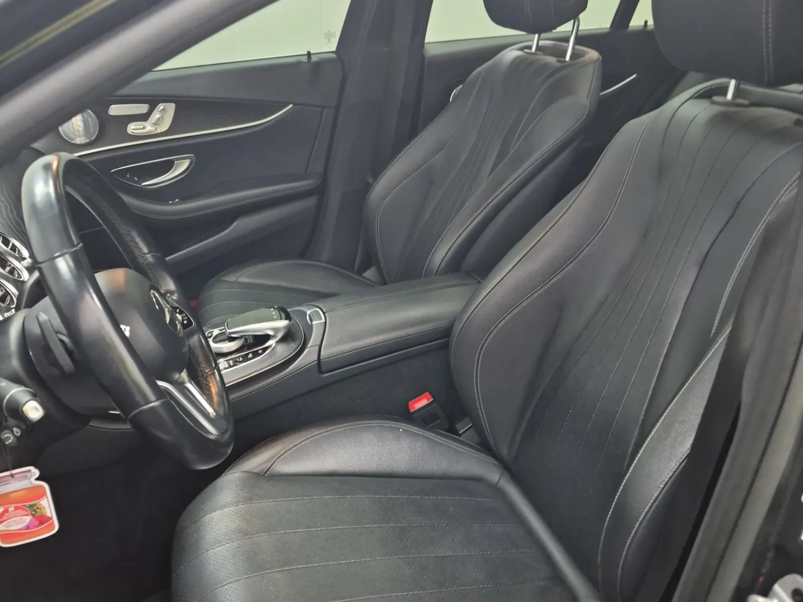 Front Interior Photo