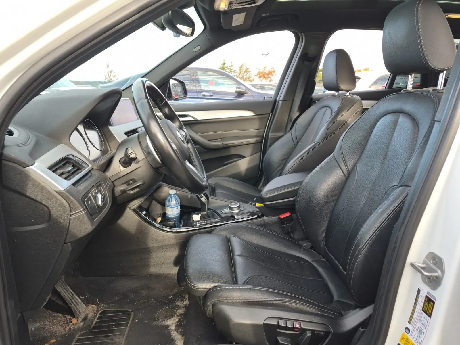 Front Interior Photo