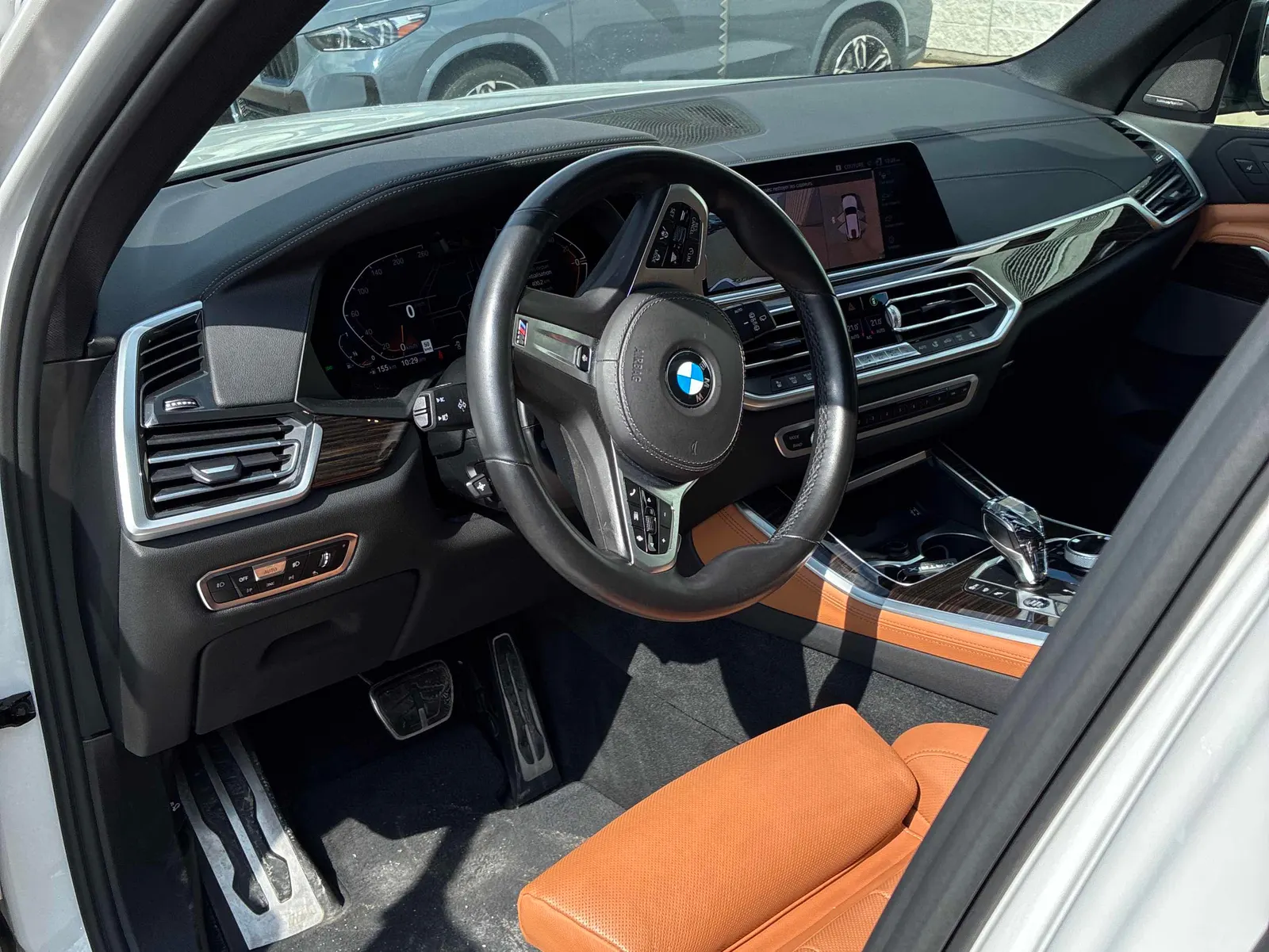 Interior driver side