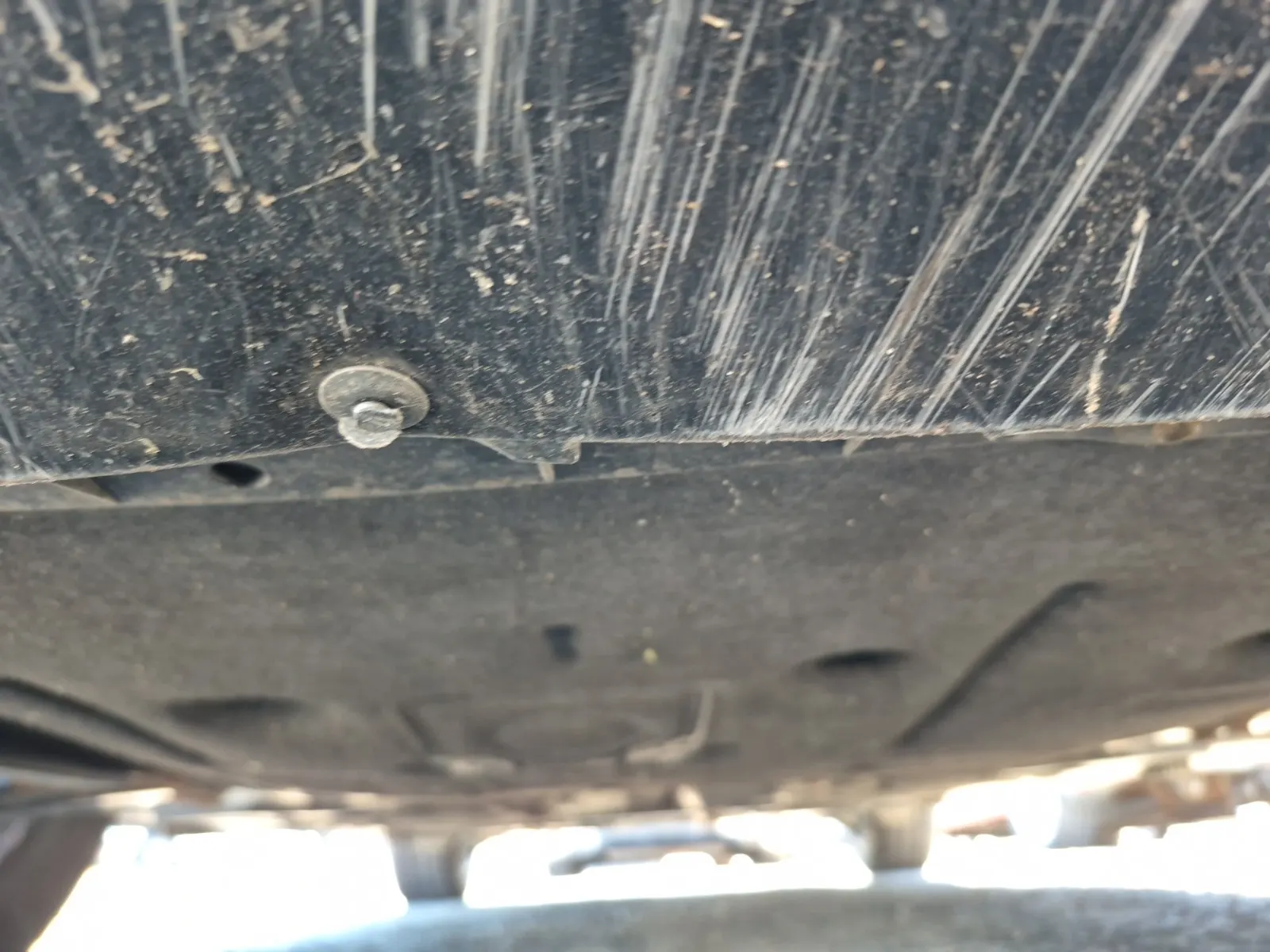 Undercarriage - Front Photo