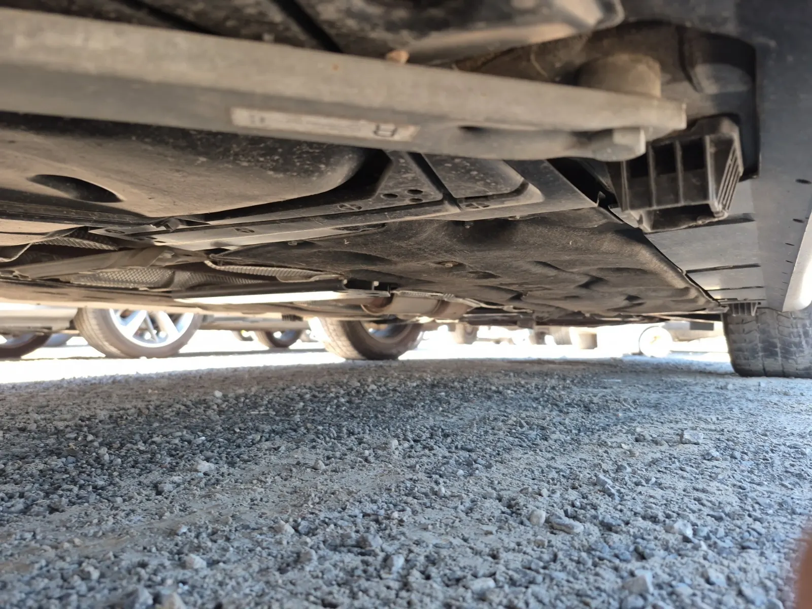 Undercarriage - Passenger Photo