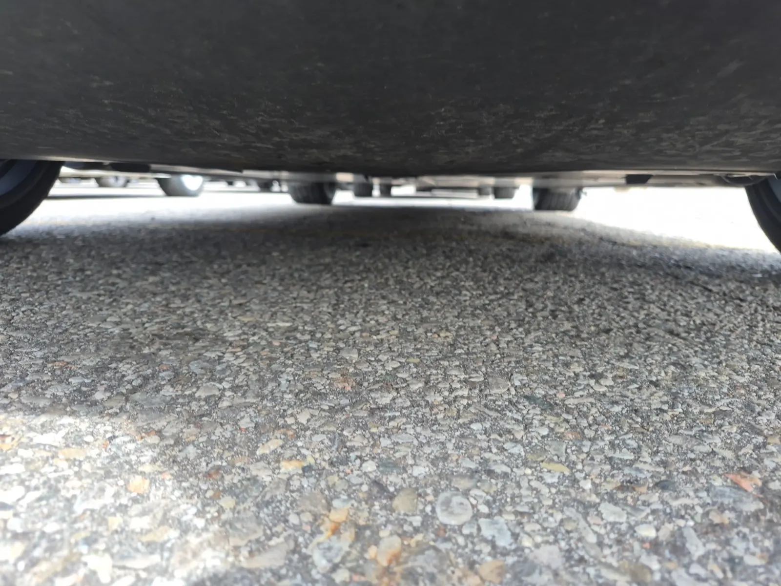 Undercarriage - Front Photo
