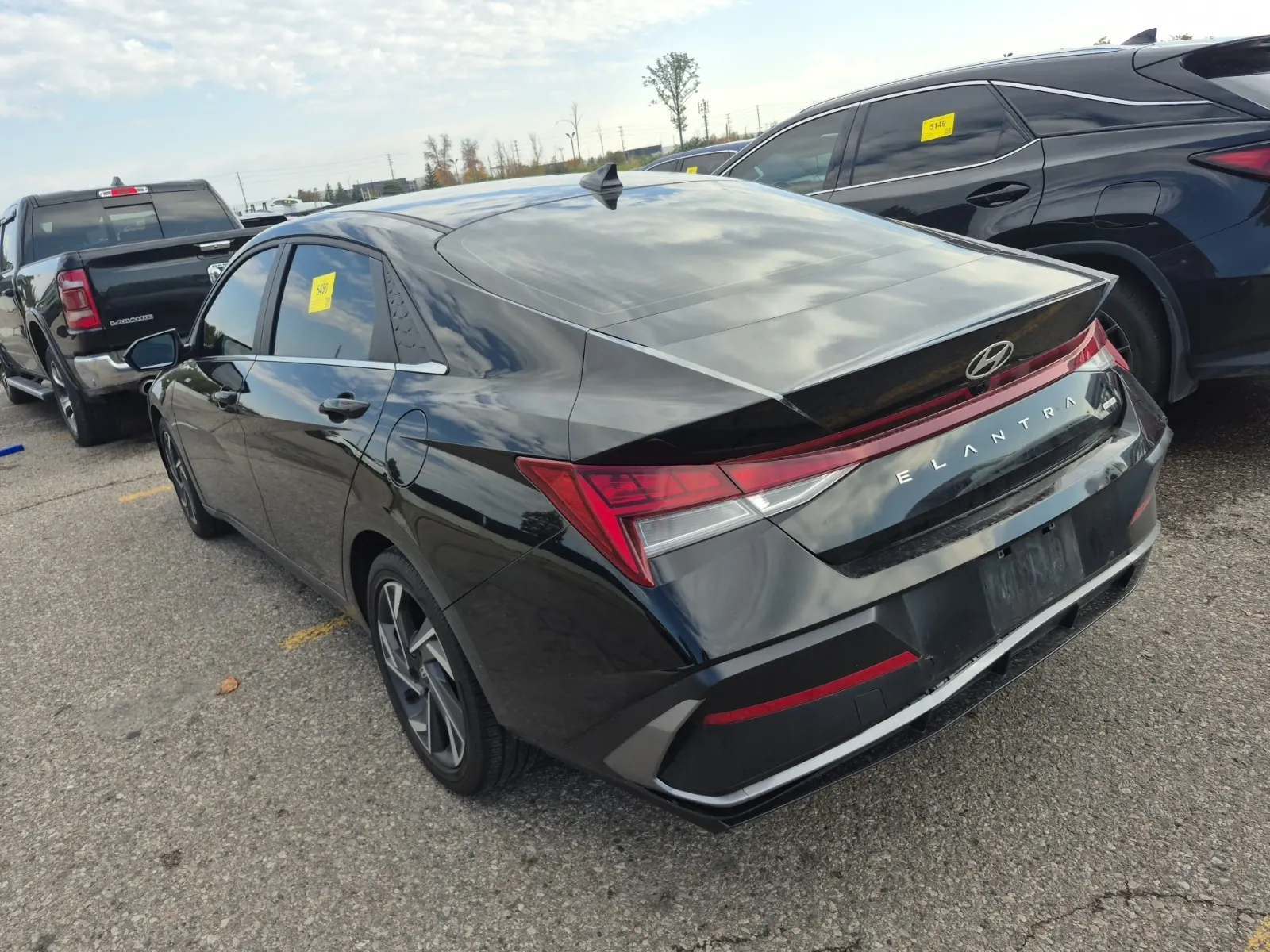 Driver Rear 3/4 Photo