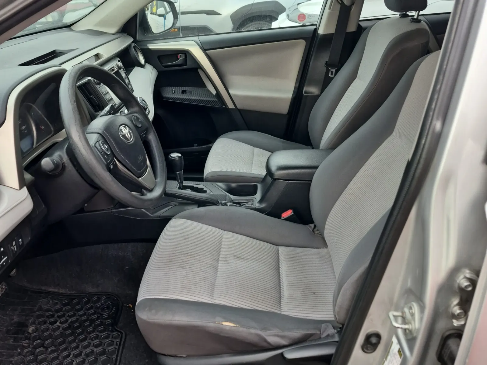 Front Interior Photo