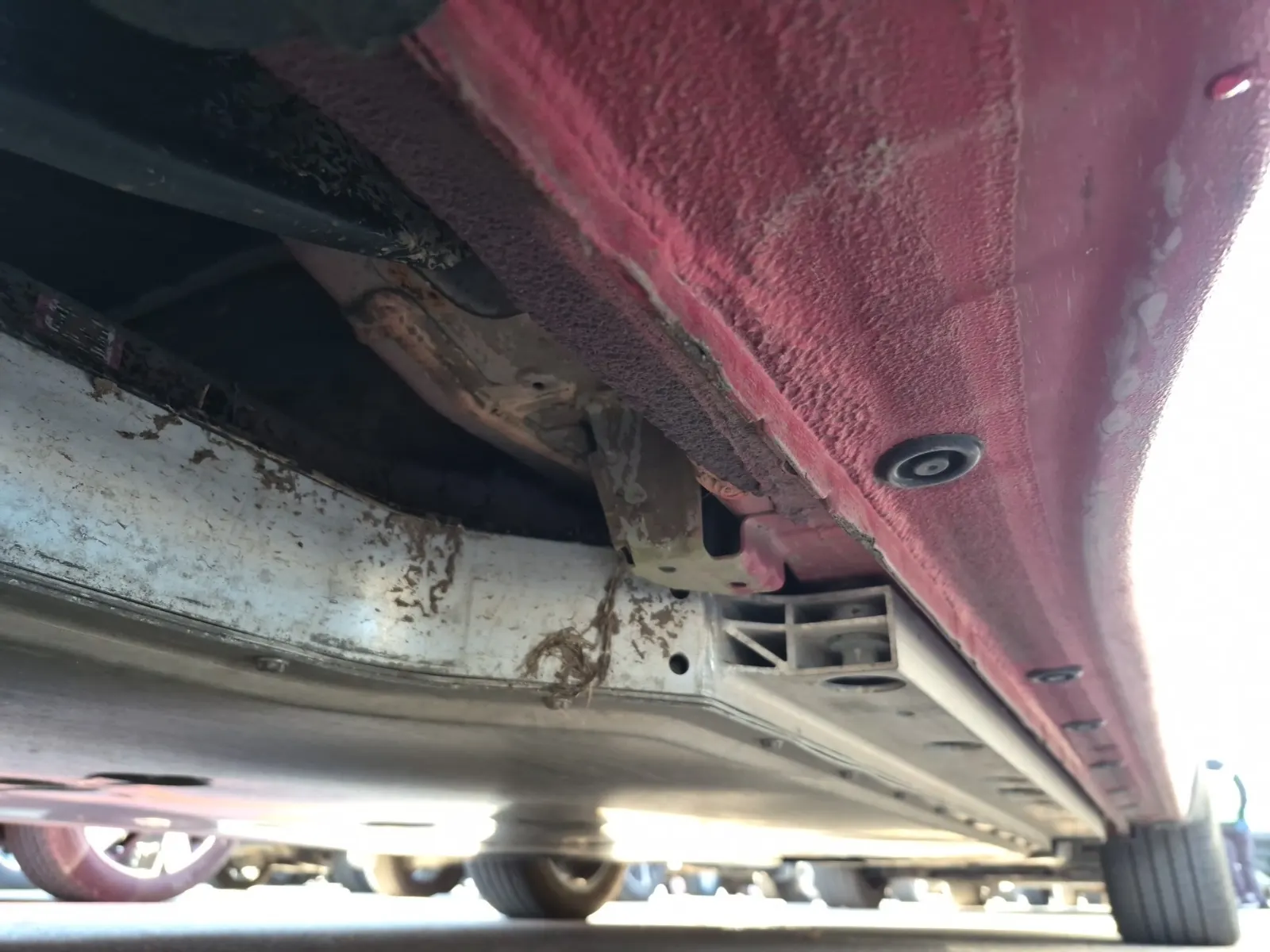 Undercarriage - Passenger Photo