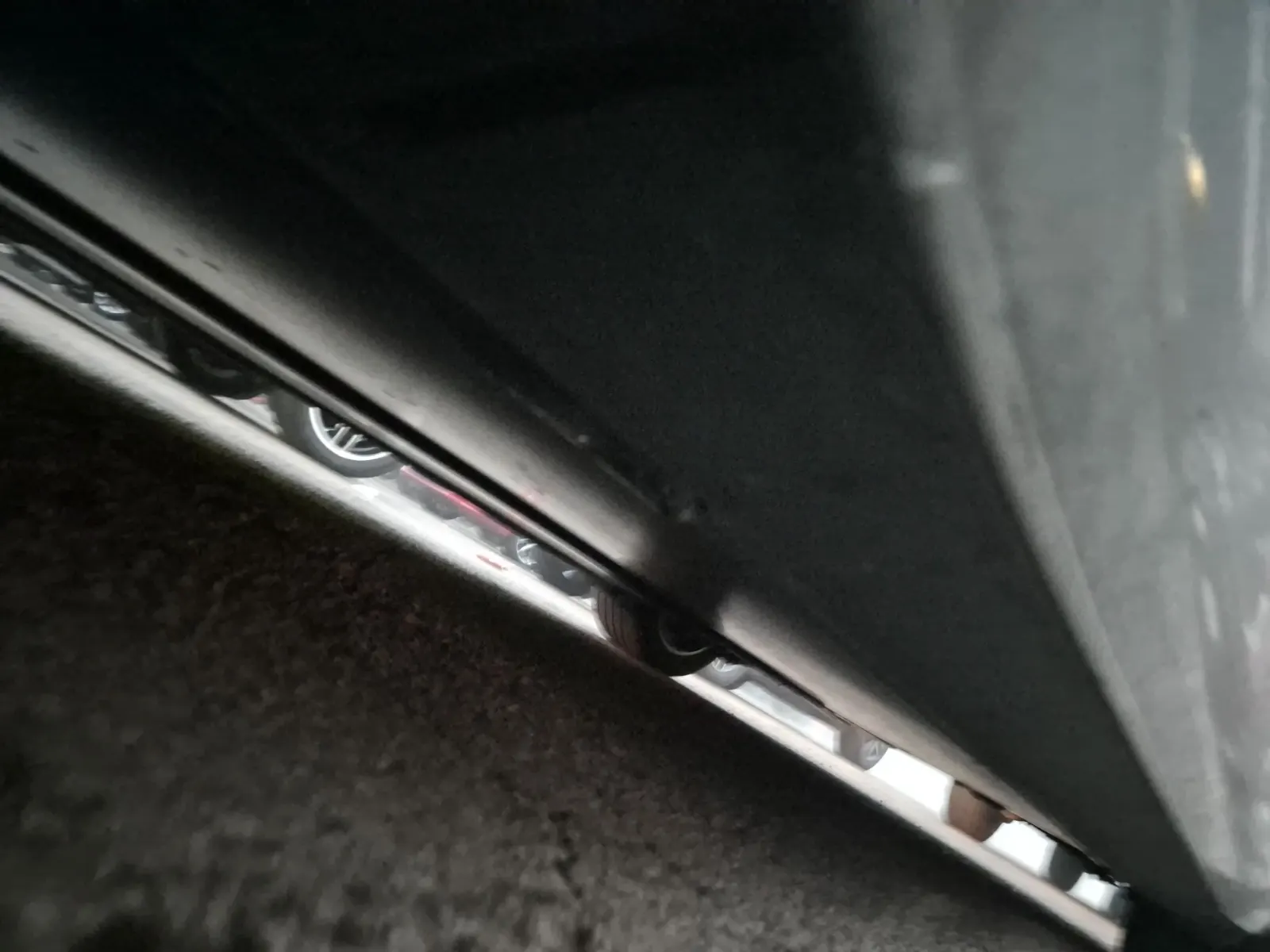 Undercarriage - Driver Photo