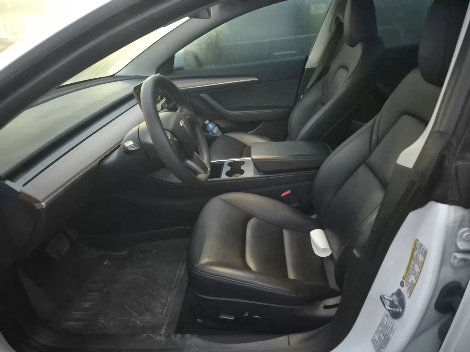 Front Interior Photo