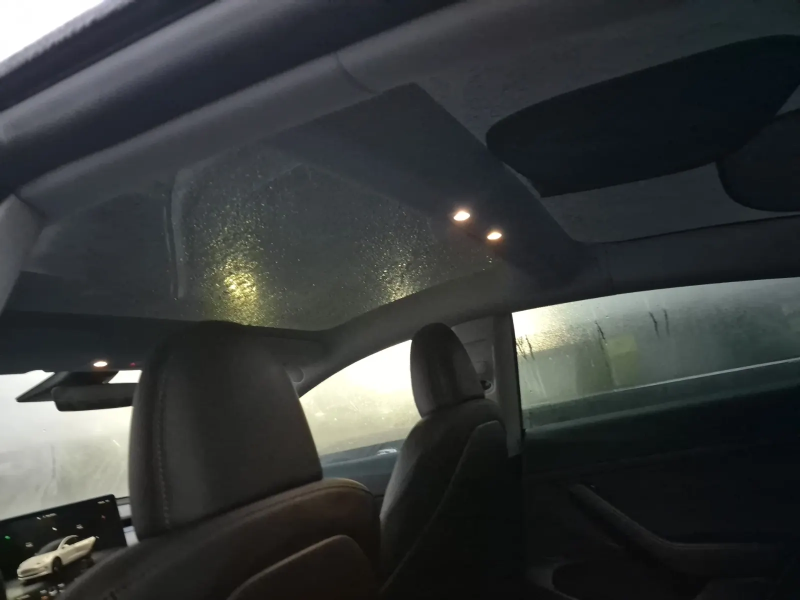 Interior Roof Photo