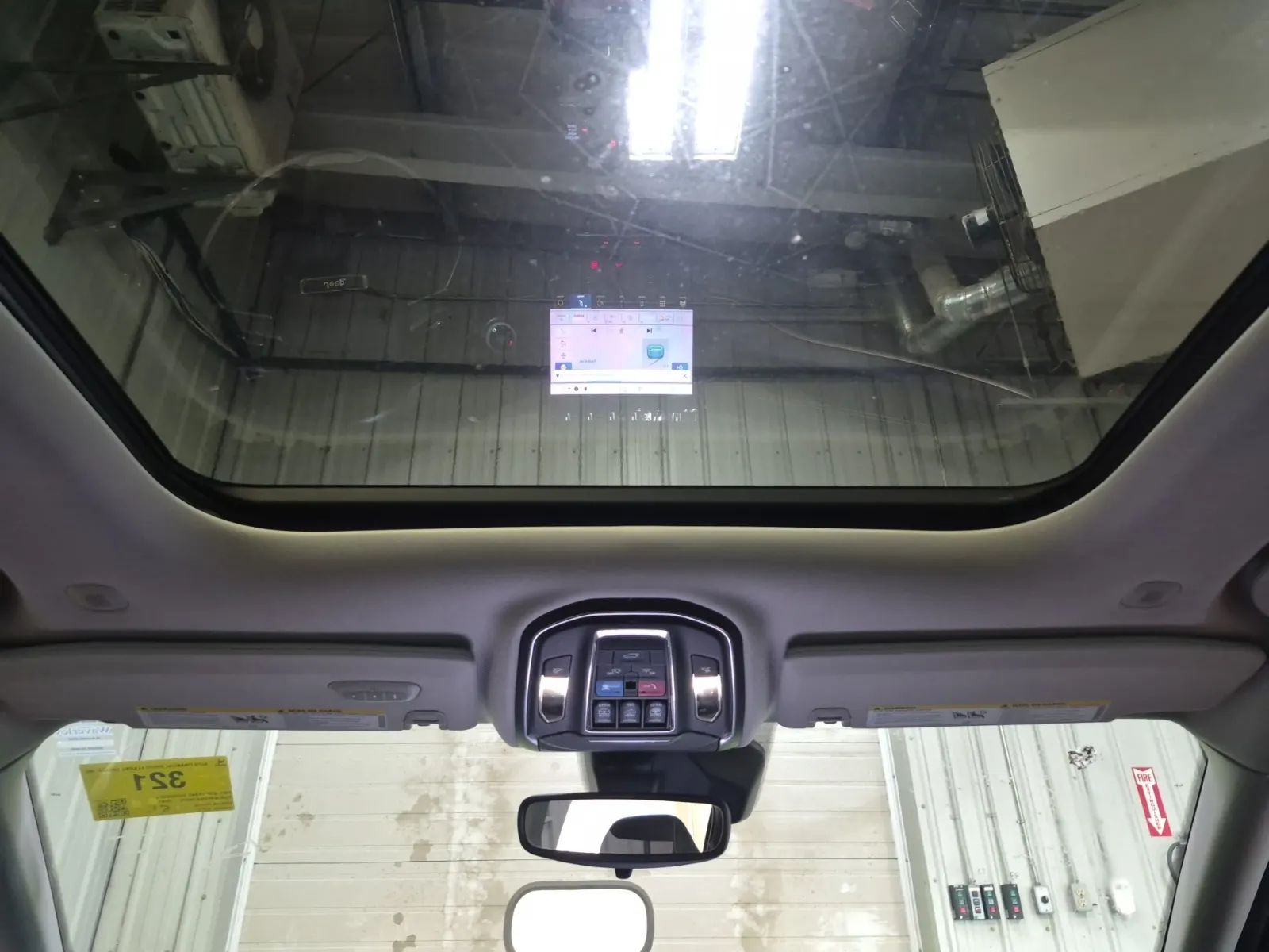 Interior Roof Photo
