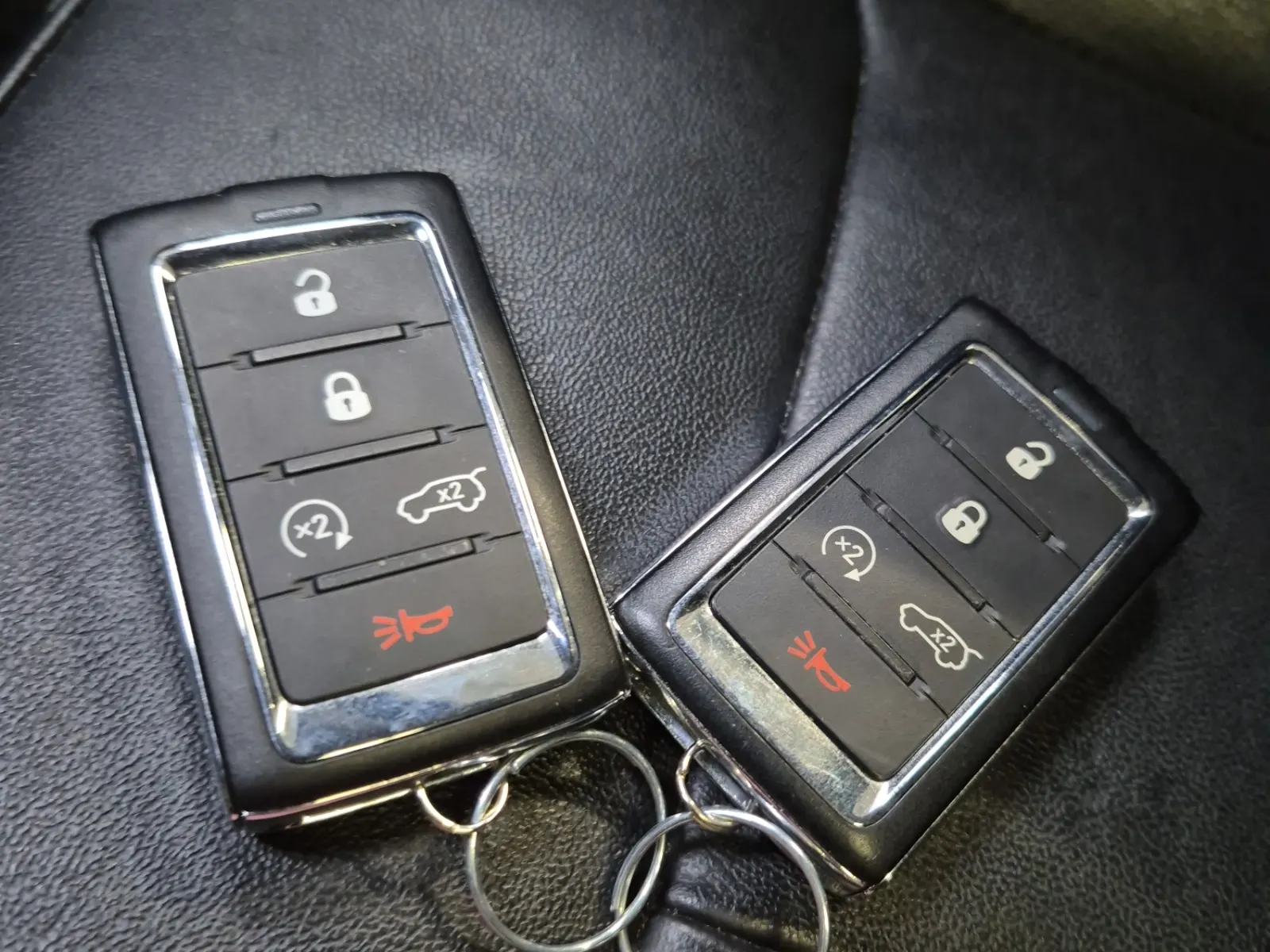 Keys/Fobs/Manual Photo