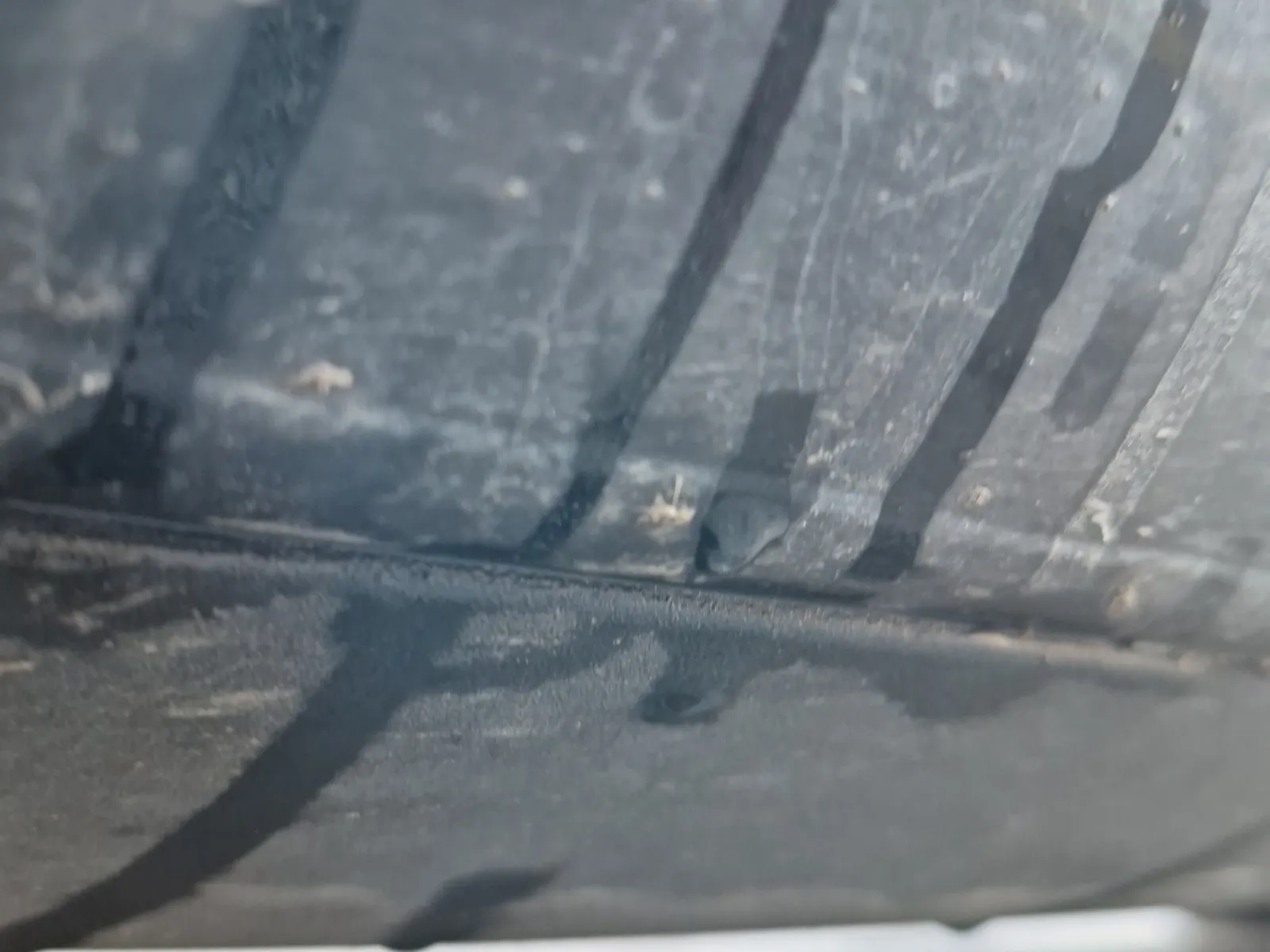 Undercarriage - Driver Photo