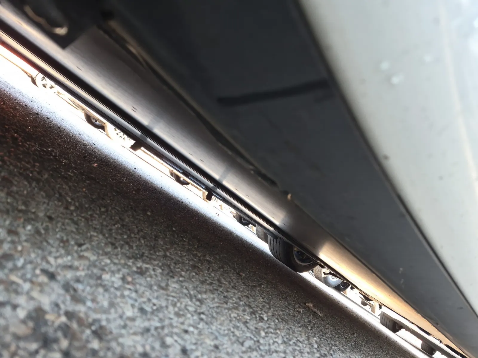 Undercarriage - Driver Photo