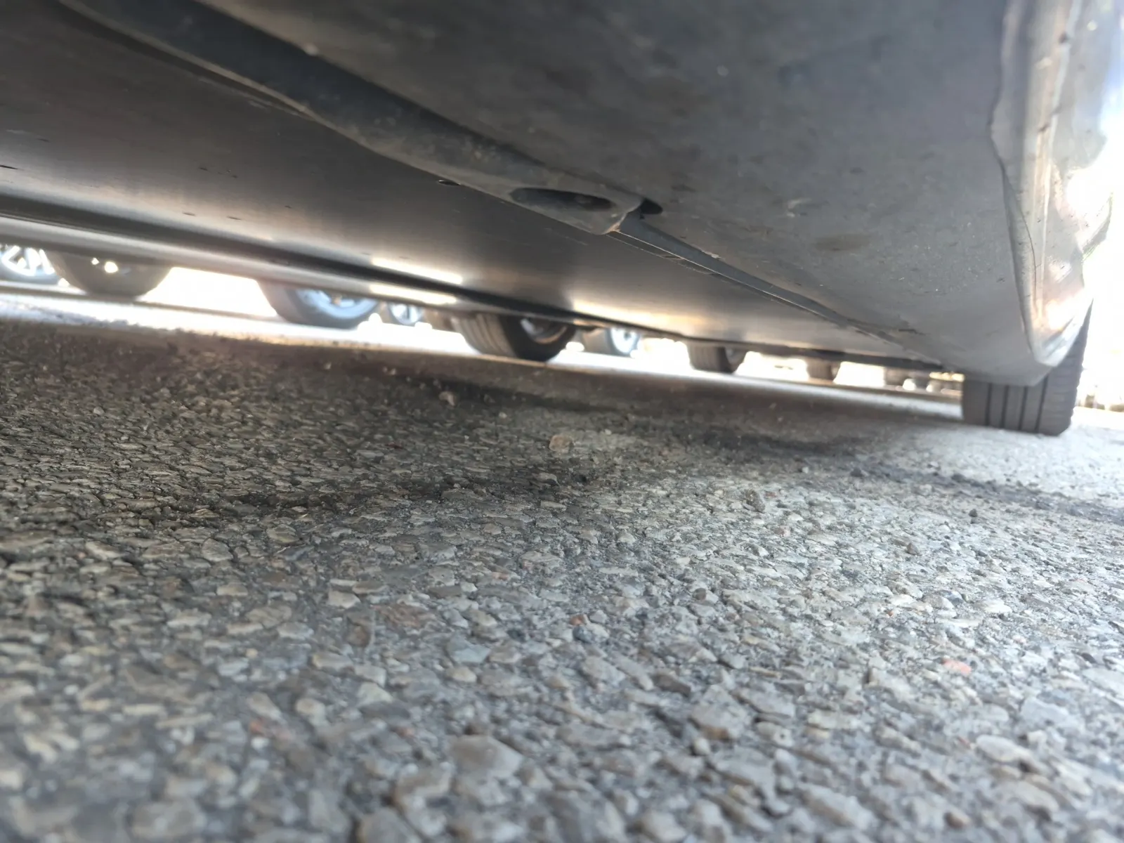 Undercarriage - Driver Photo