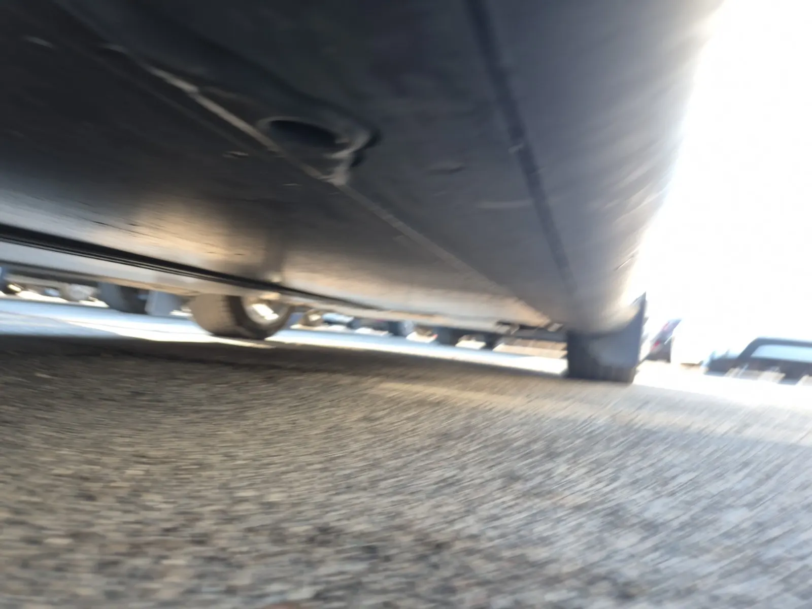 Undercarriage - Passenger Photo