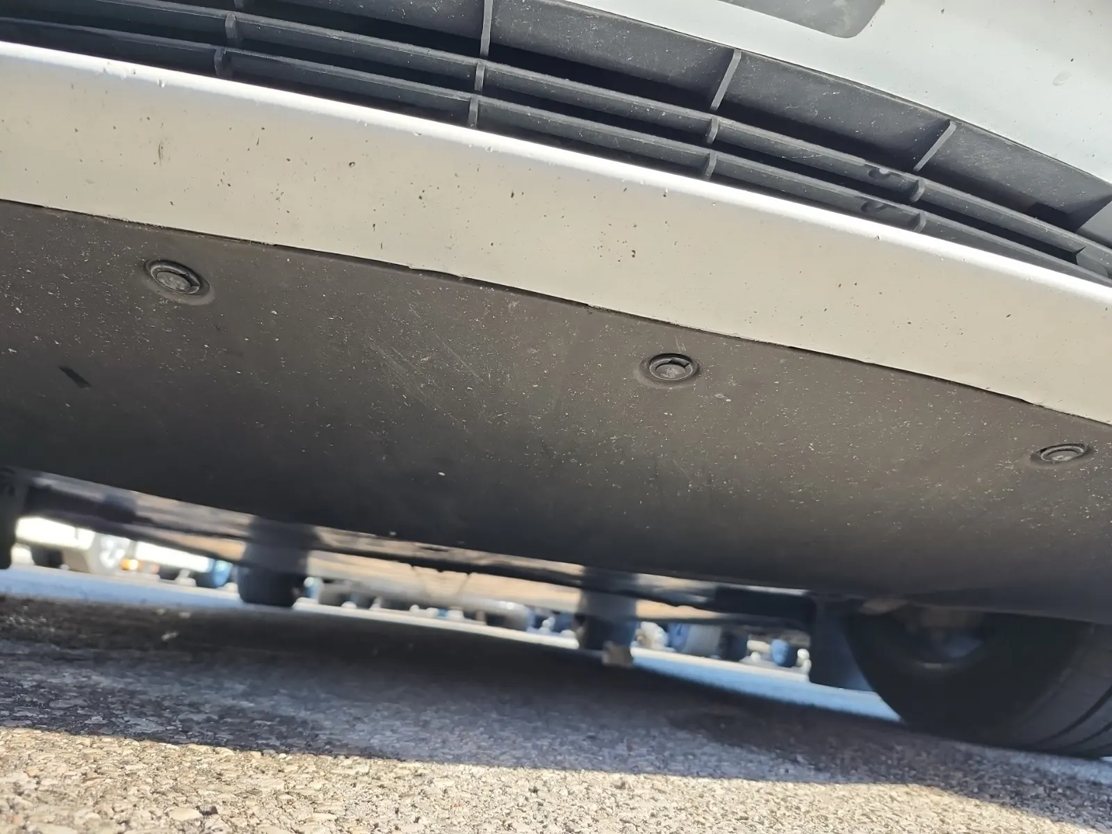 Undercarriage - Front Photo