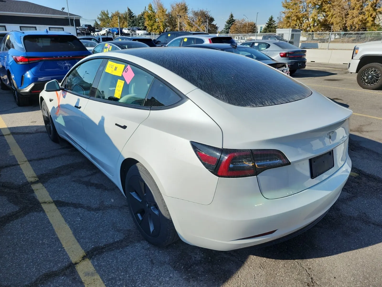 Driver Rear 3/4 Photo