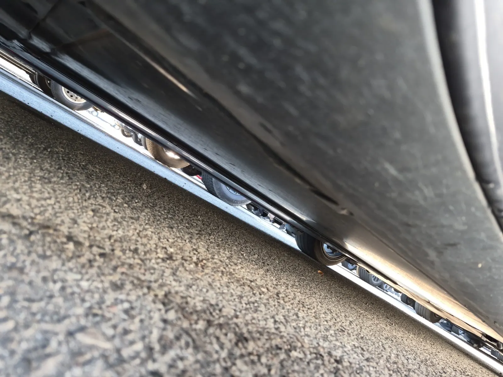 Undercarriage - Passenger Photo