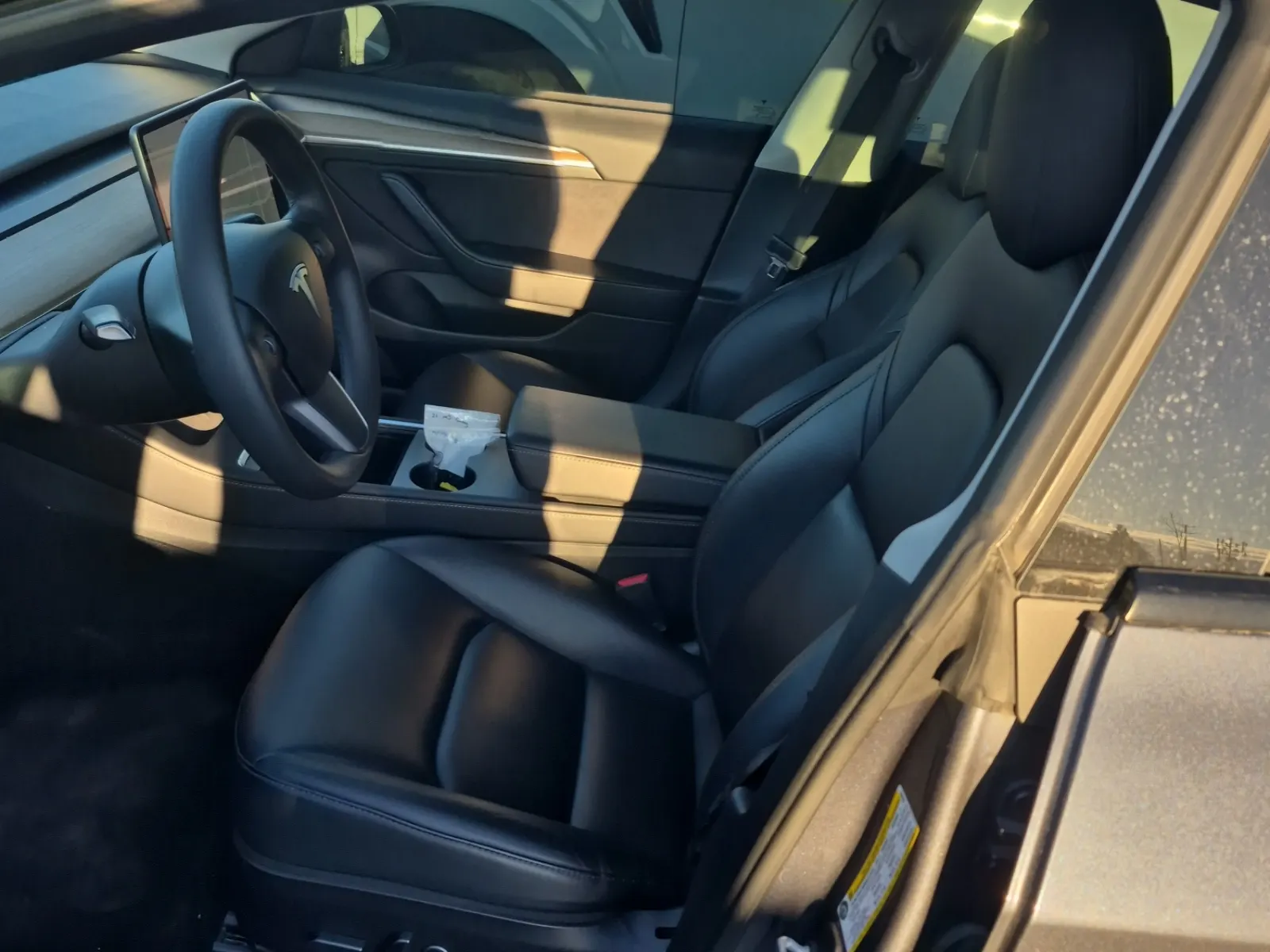 Front Interior Photo