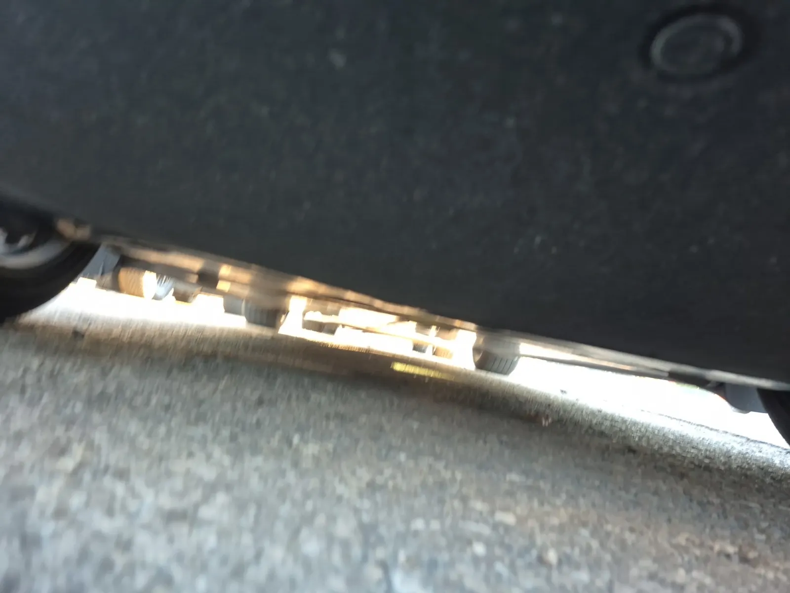 Undercarriage - Front Photo