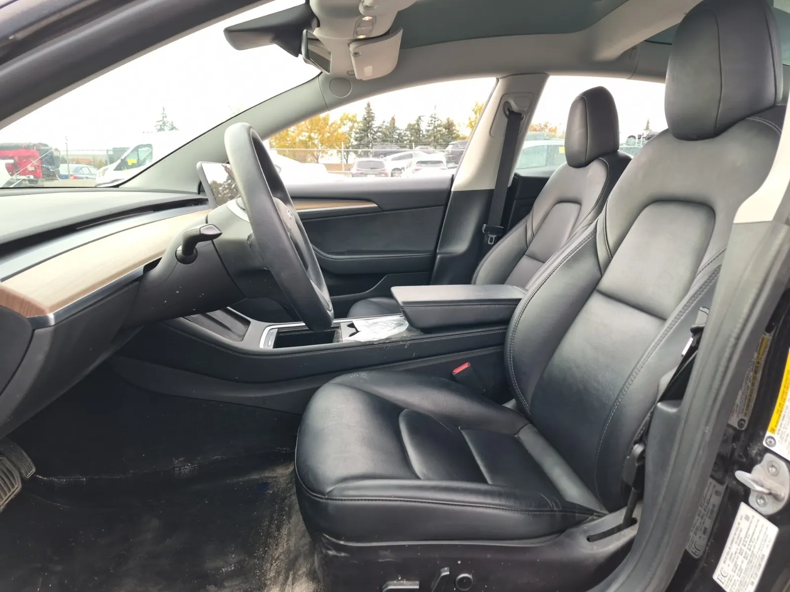 Front Interior Photo