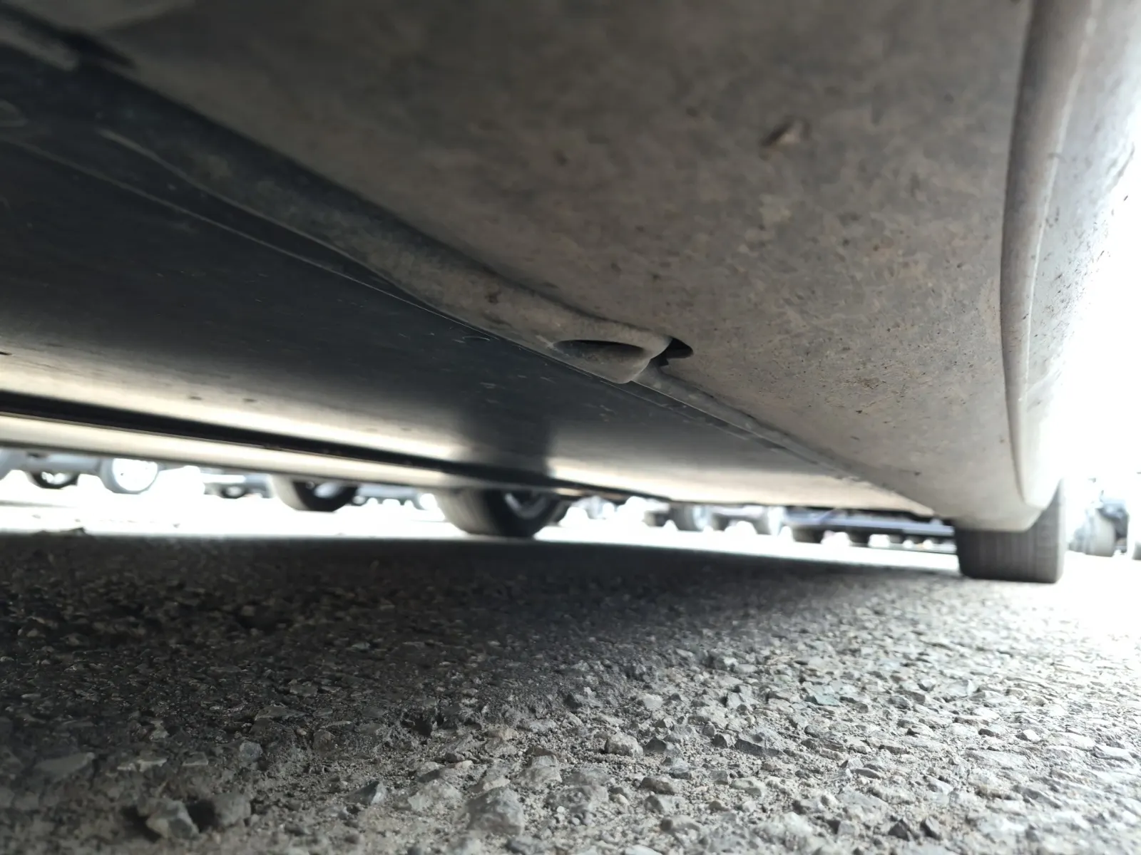 Undercarriage - Driver Photo